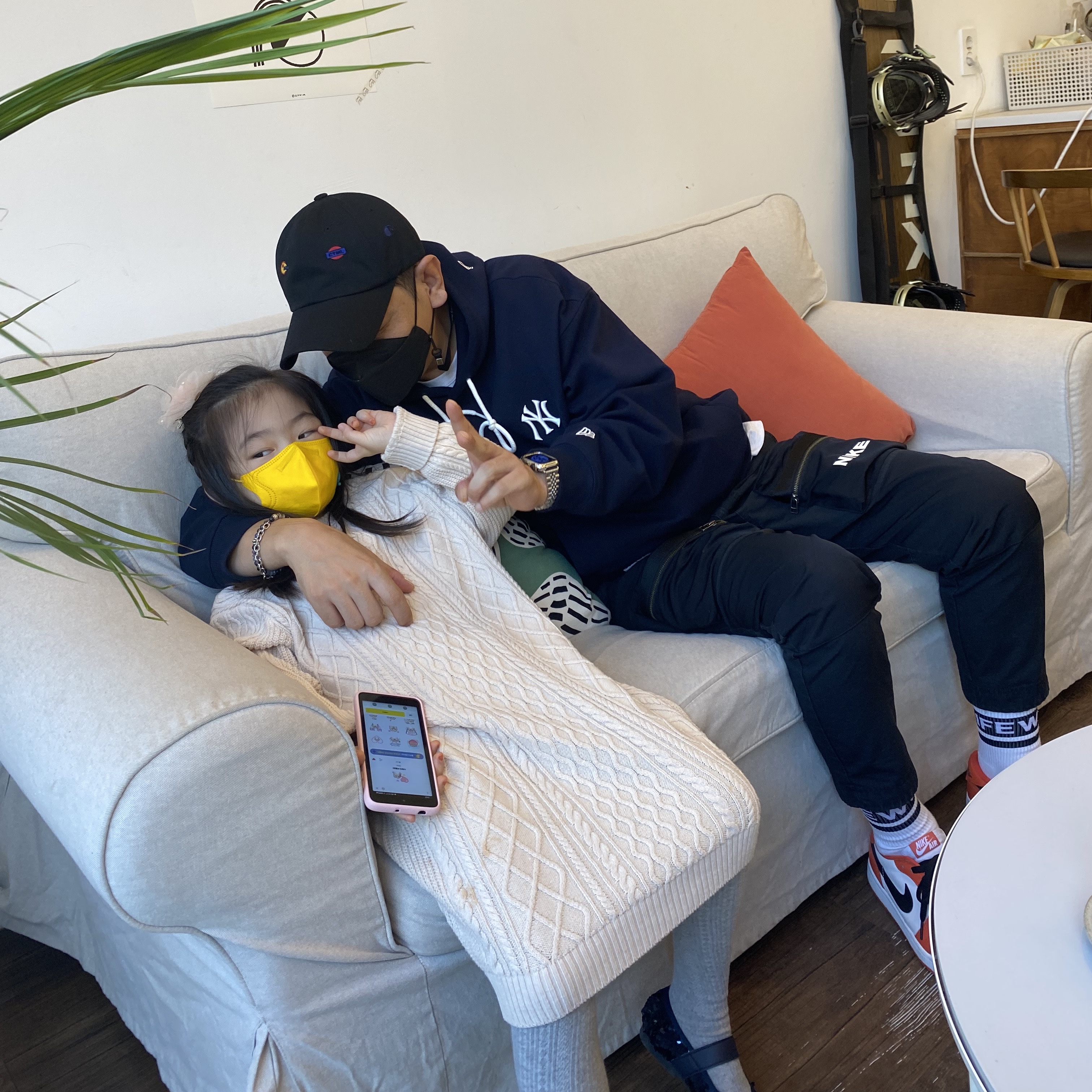 (W) Jordan 1 Low OG Starfish 착용 스타일 - 1