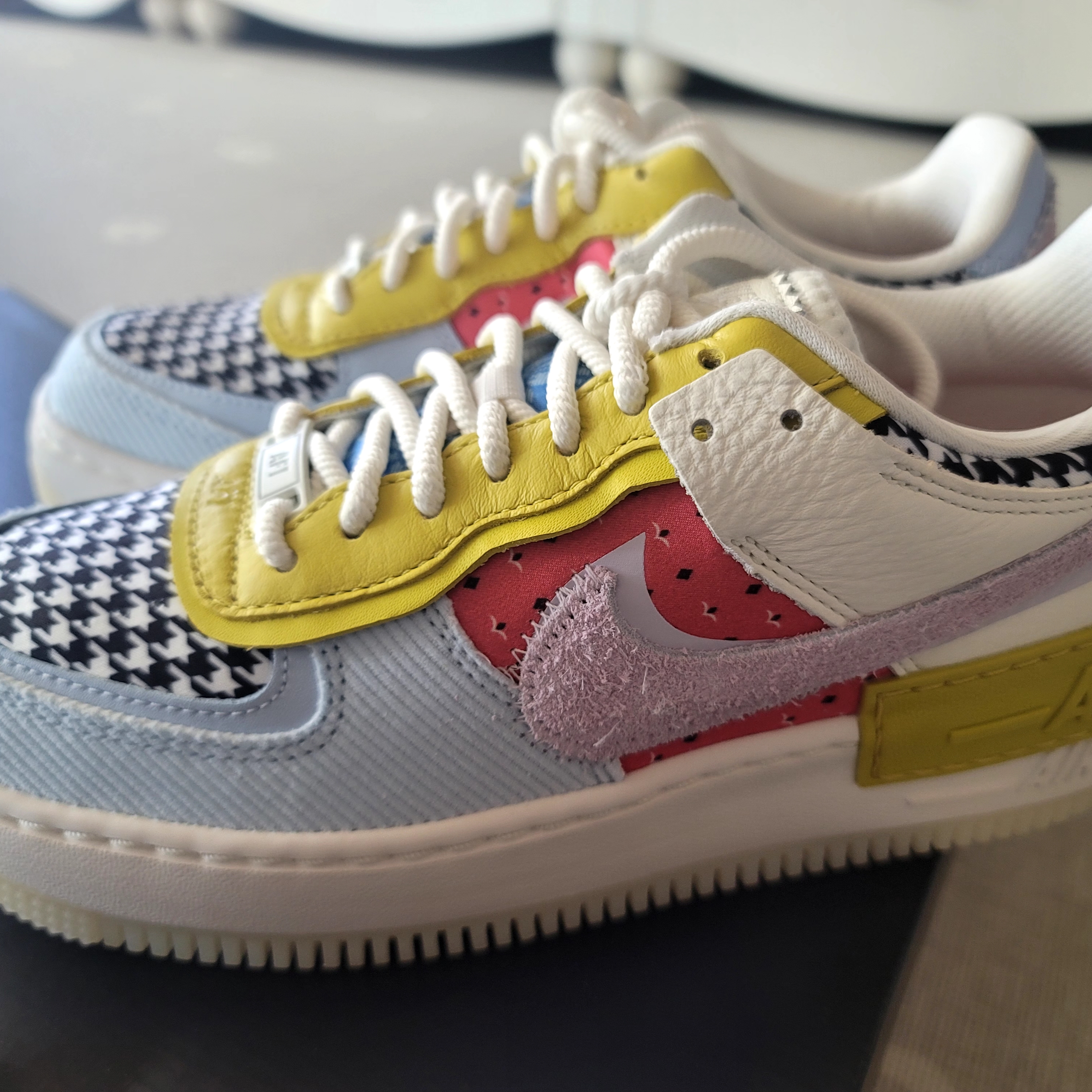 (W) Nike Air Force 1 Shadow Patchwork 착용 스타일 - 2