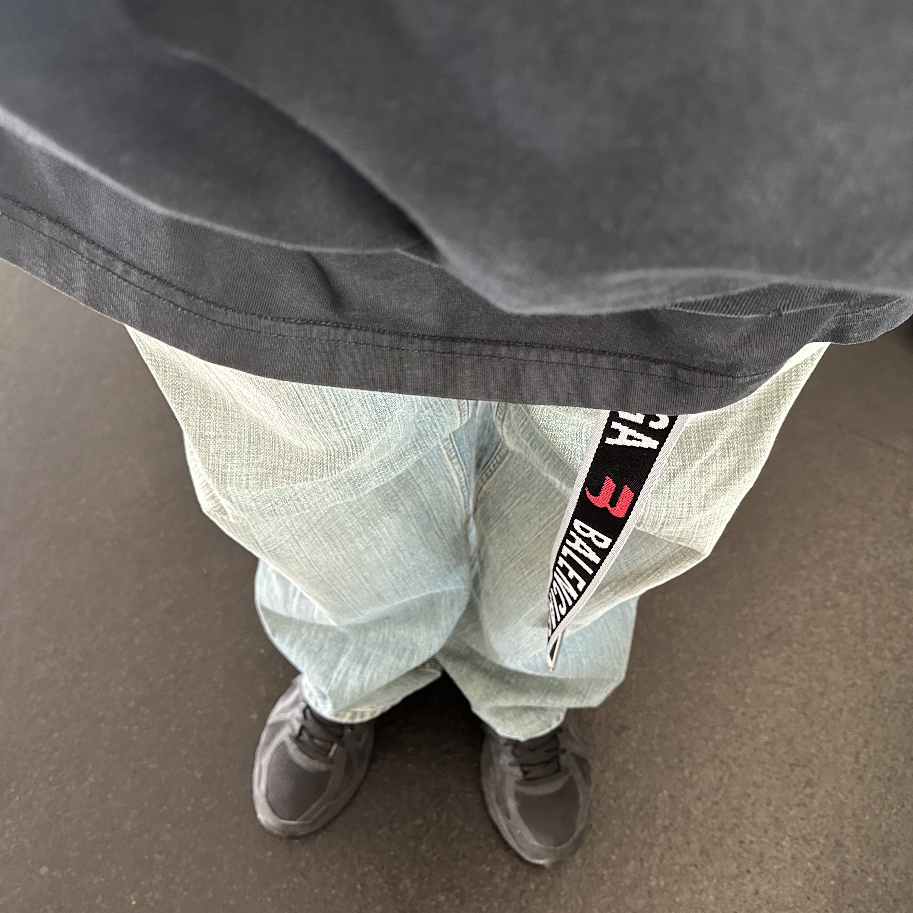 Balenciaga D Ring Belt Grey 착용 스타일 - 2