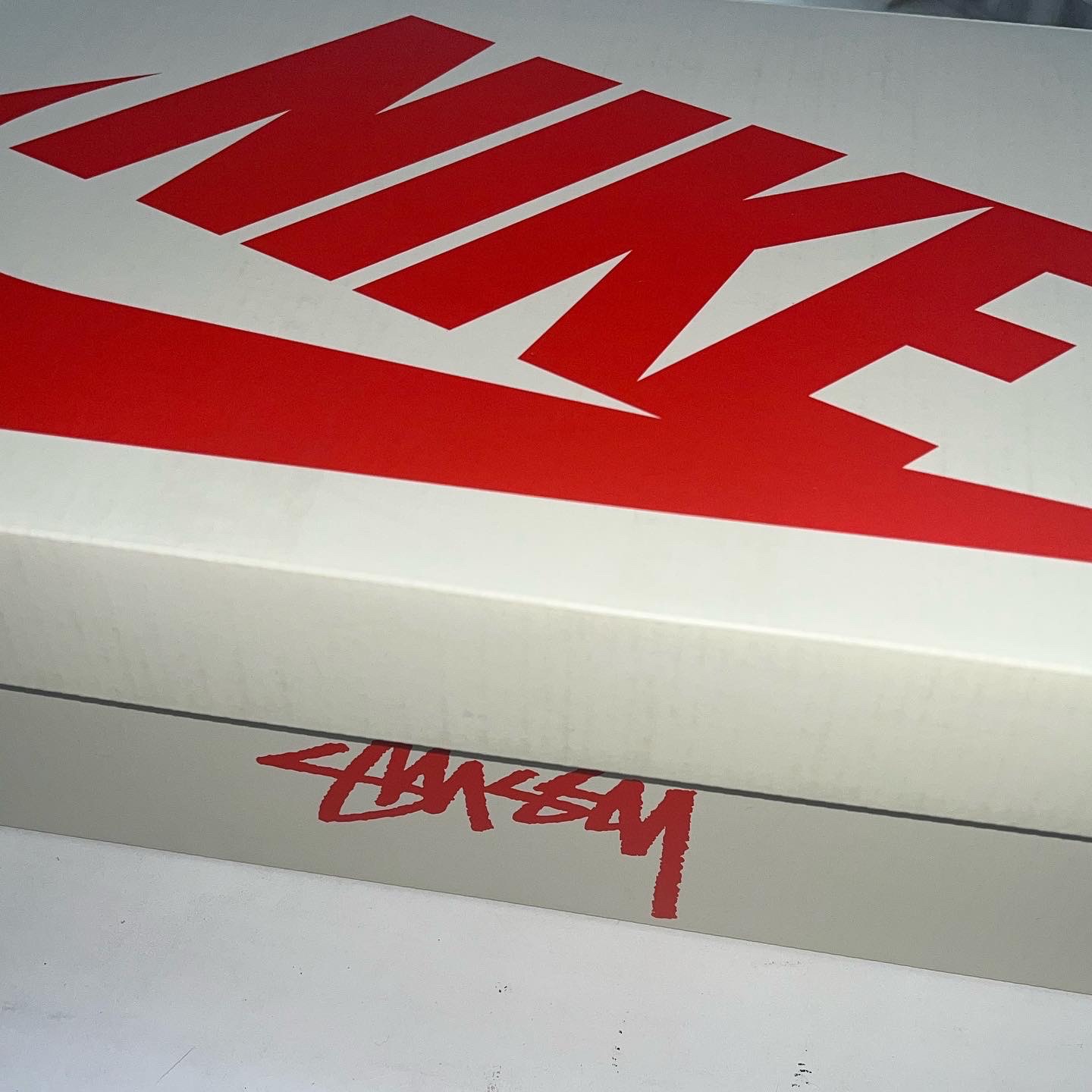Nike x Stussy Air Max 2013 Psychic Pink, Adidas Yeezy Foam RNNR Sulfur 착용 스타일 - 3