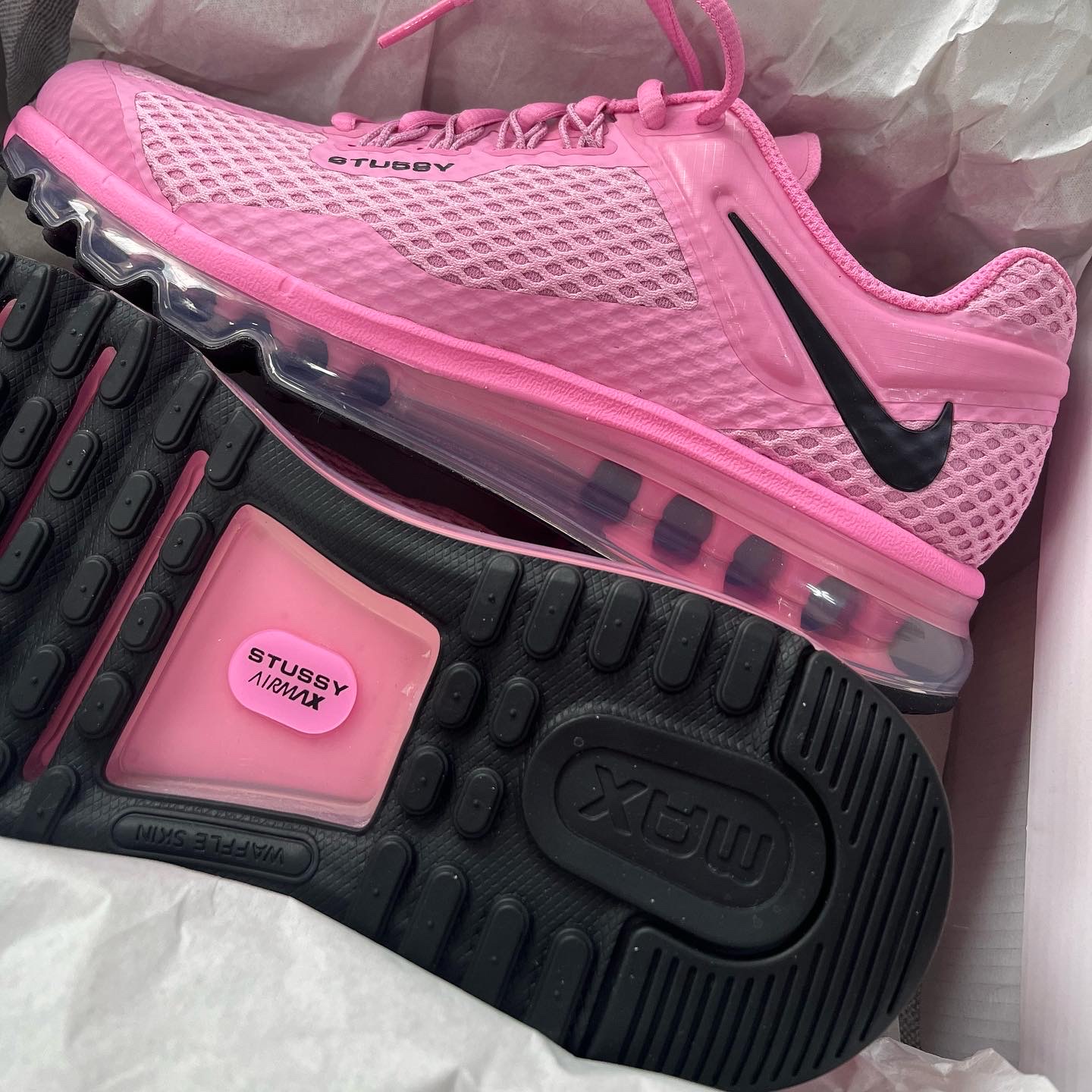 Nike x Stussy Air Max 2013 Psychic Pink, Adidas Yeezy Foam RNNR Sulfur 착용 스타일 - 4