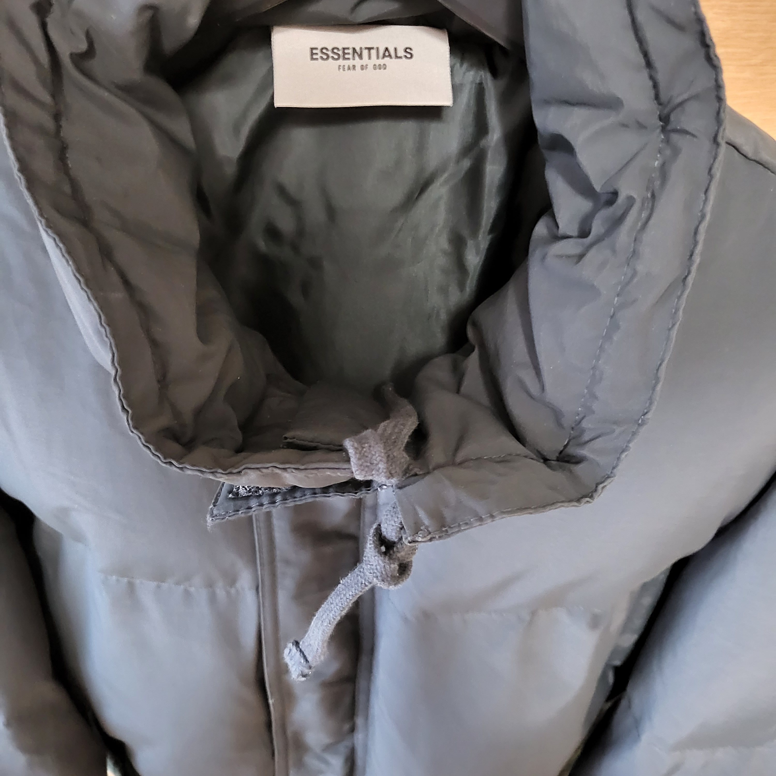 Essentials Puffer Jacket Black - 20FW 착용 스타일 - 1