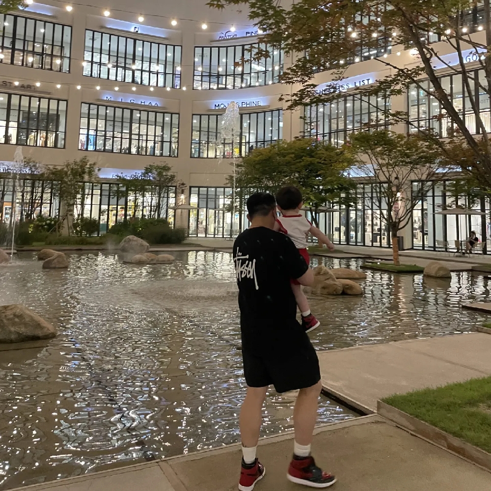KREAM 프로필 이미지