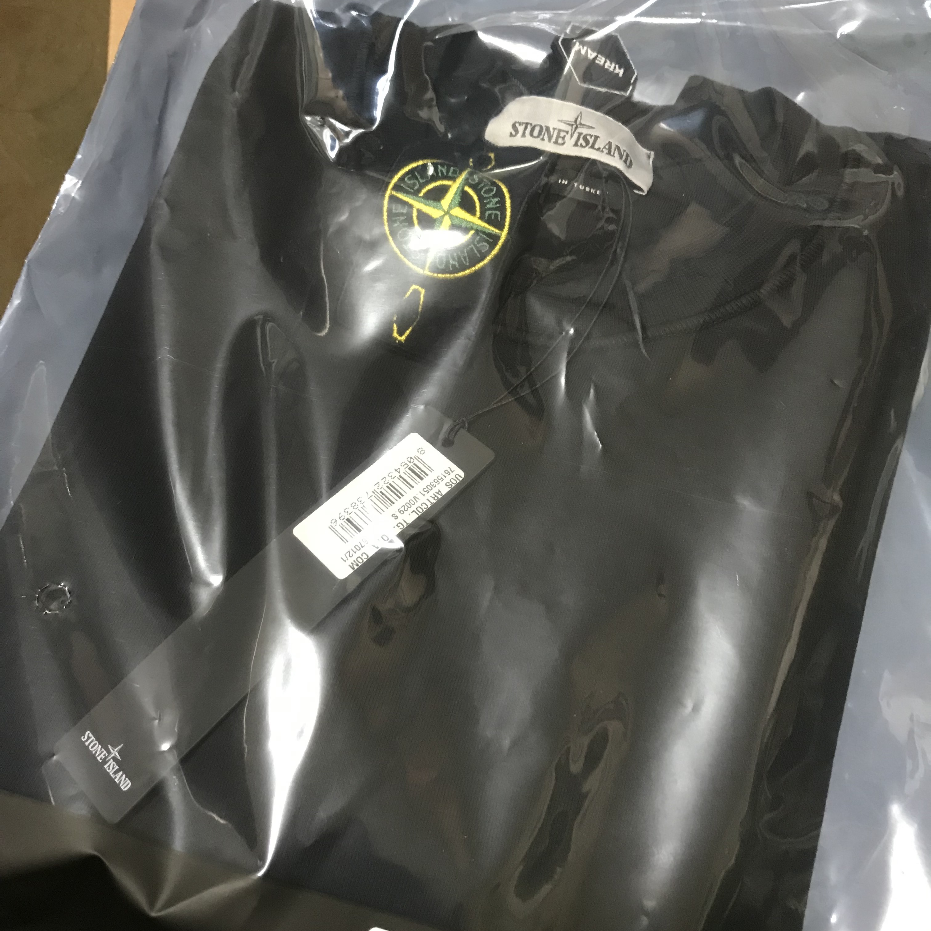 Stone Island 63051 Crewneck Sweatshirt Black - 22SS 착용 스타일 - 2