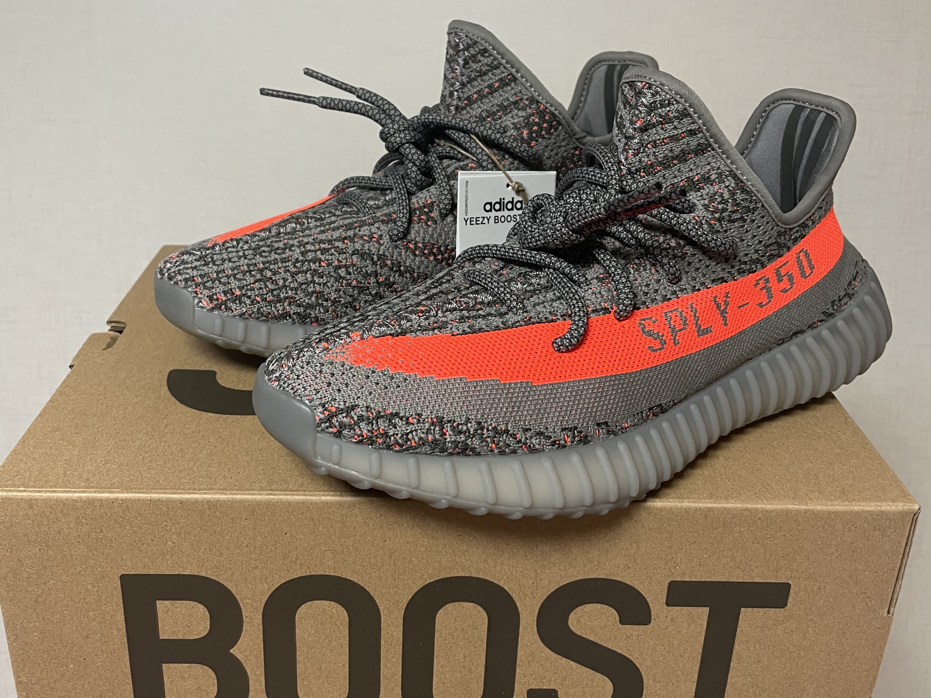 Adidas Yeezy Boost 350 V2 Beluga - Reflective, Adidas Yeezy Boost 350 V2 Beluga 착용 스타일 - 2