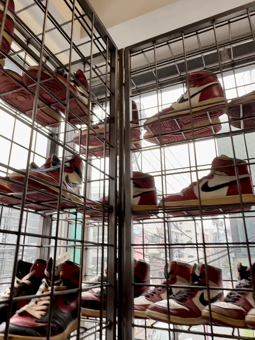 Jordan 1 Retro Chicago 1994, Jordan 1 Retro Metallic Red 2017 착용 스타일 - 2