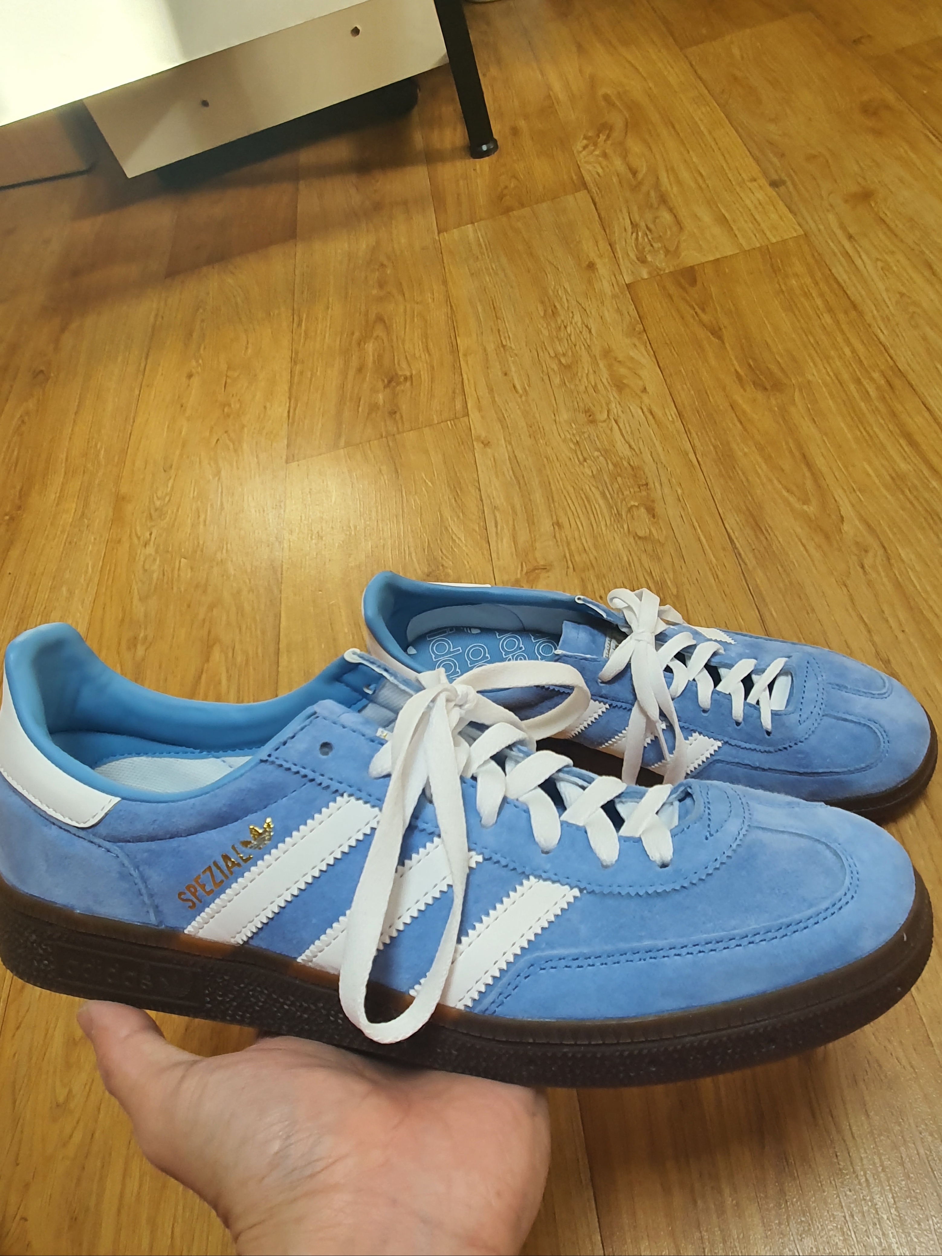 Adidas Spezial Handball Light Blue 착용 스타일