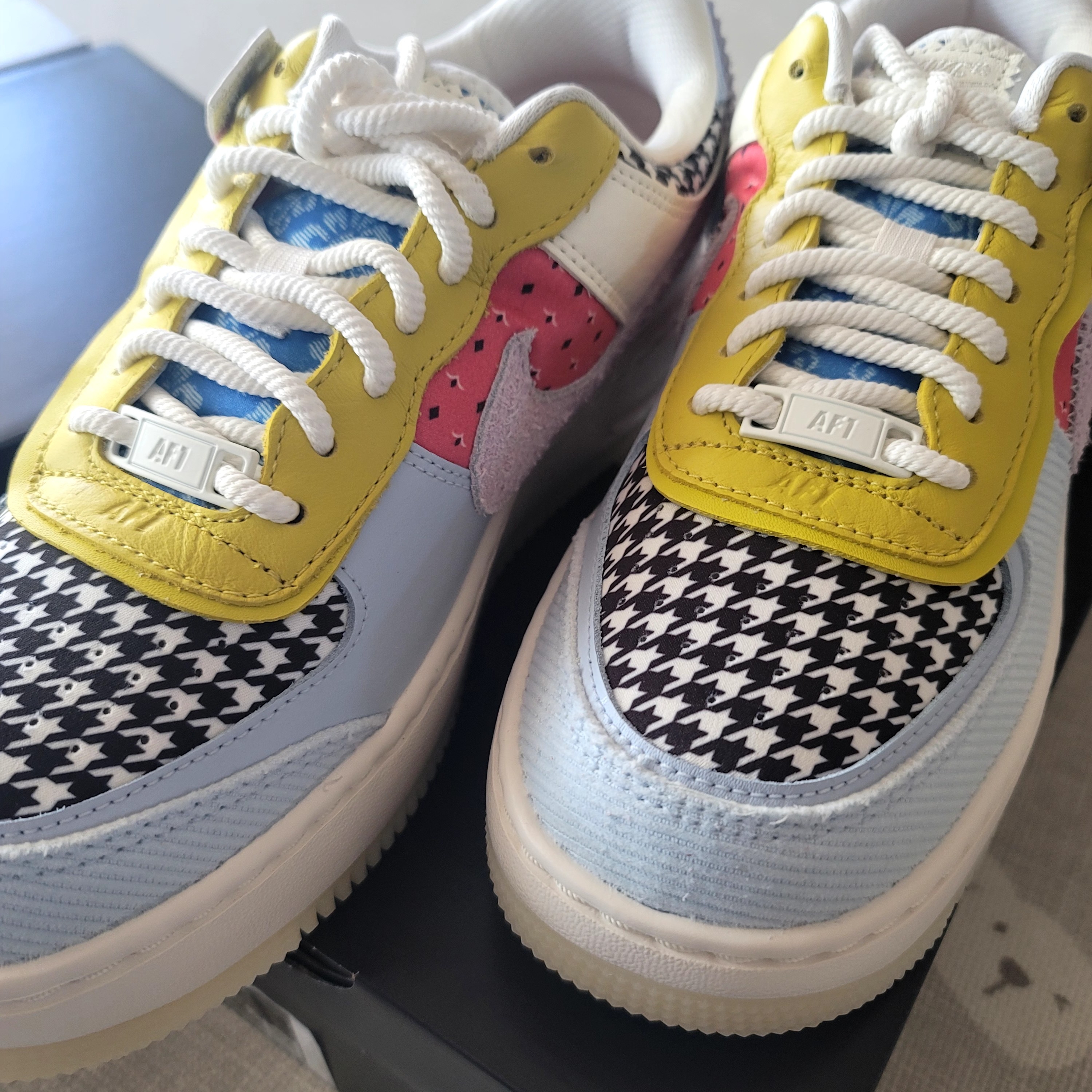 (W) Nike Air Force 1 Shadow Patchwork 착용 스타일 - 1