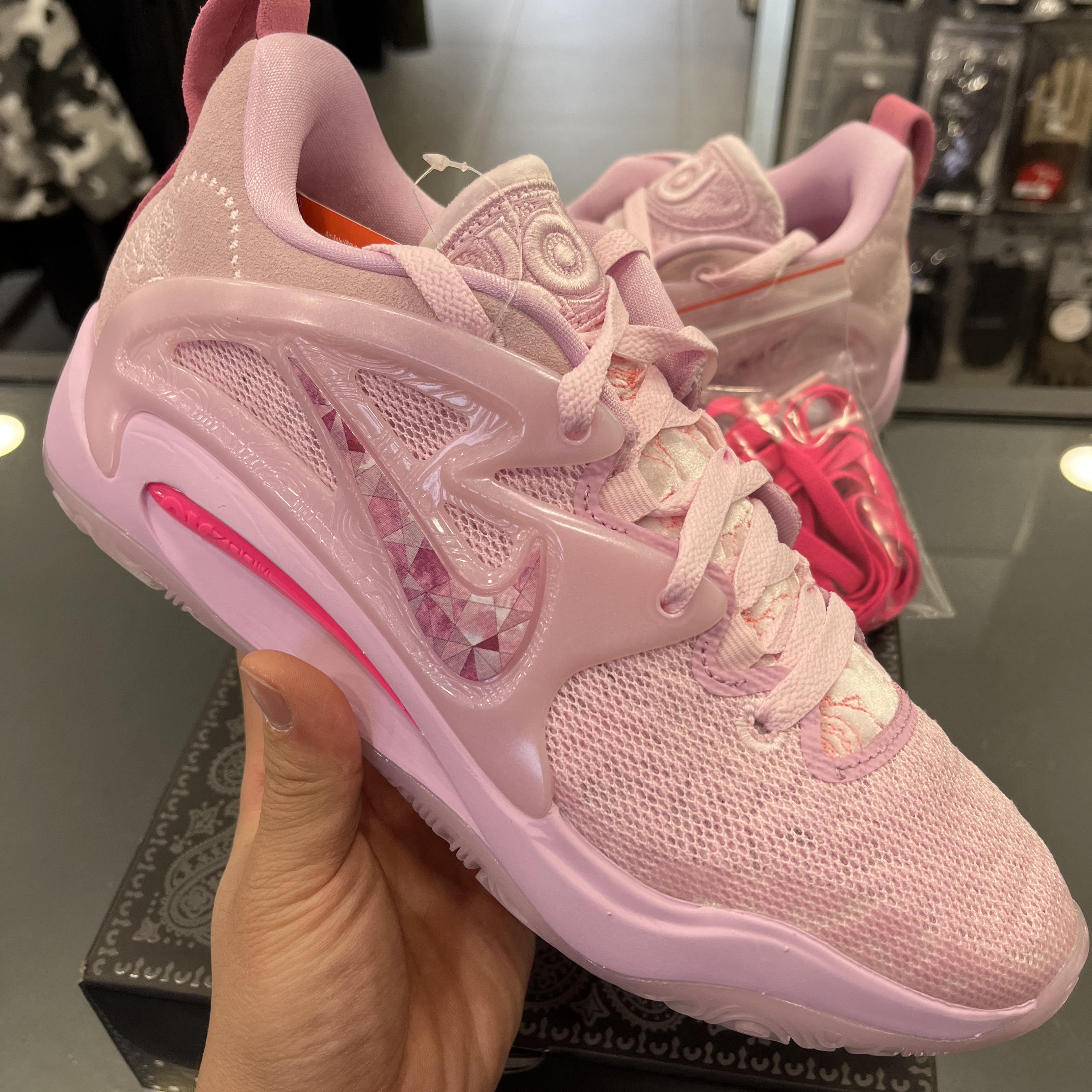 Nike KD 15 EP Pink Foam 착용 스타일 - 1