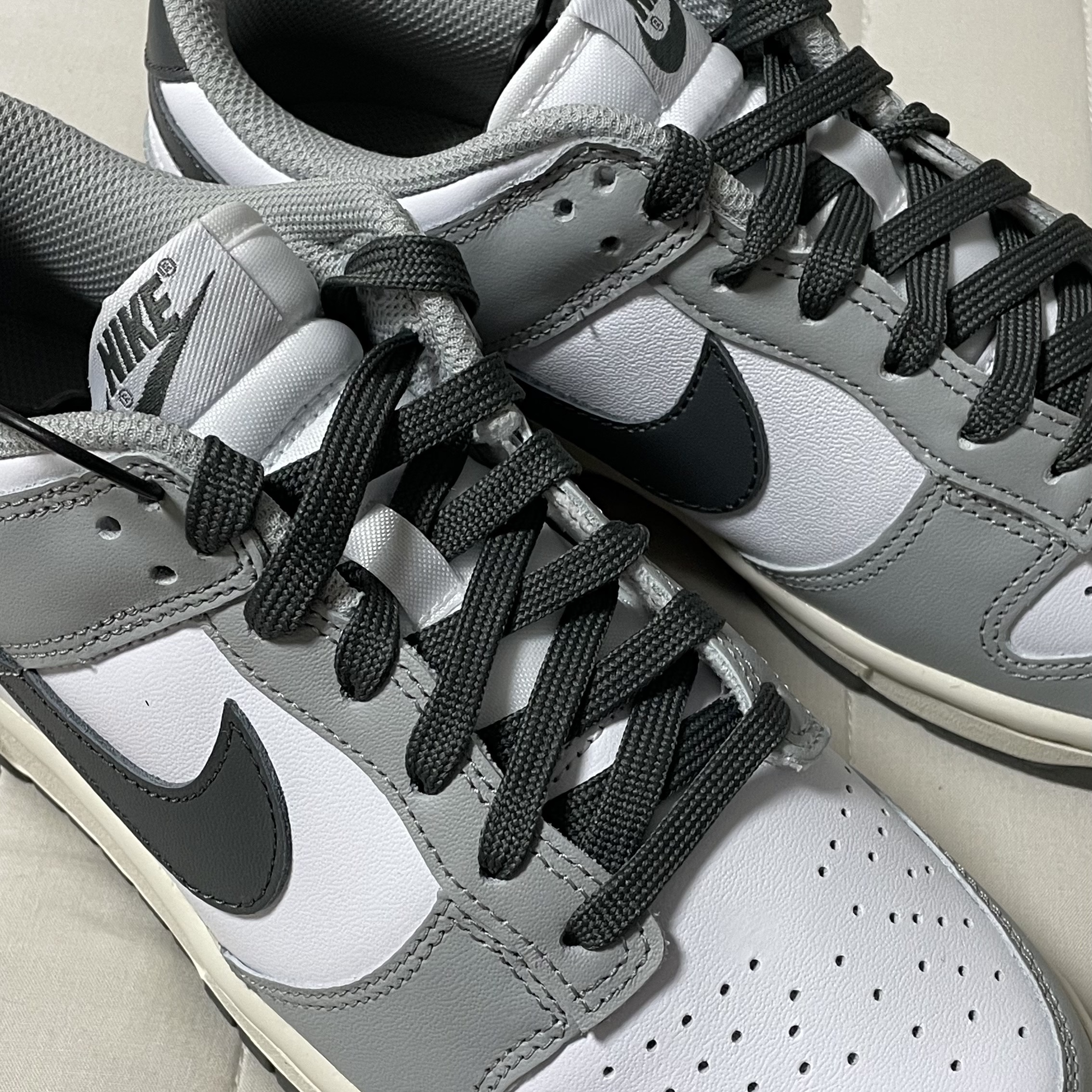 (W) Nike Dunk Low Light Smoke Grey 착용 스타일