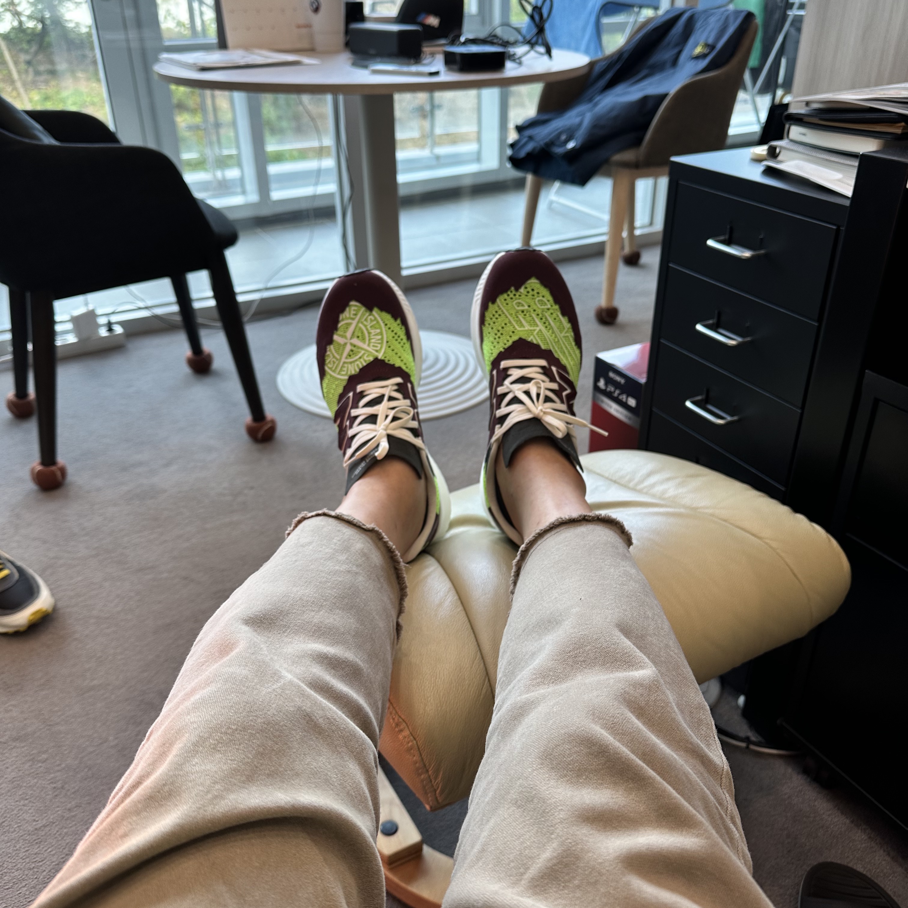 New Balance x Stone Island x Tokyo Design Studio FuelCell RC Elite v2 SI Green 착용 스타일 - 2