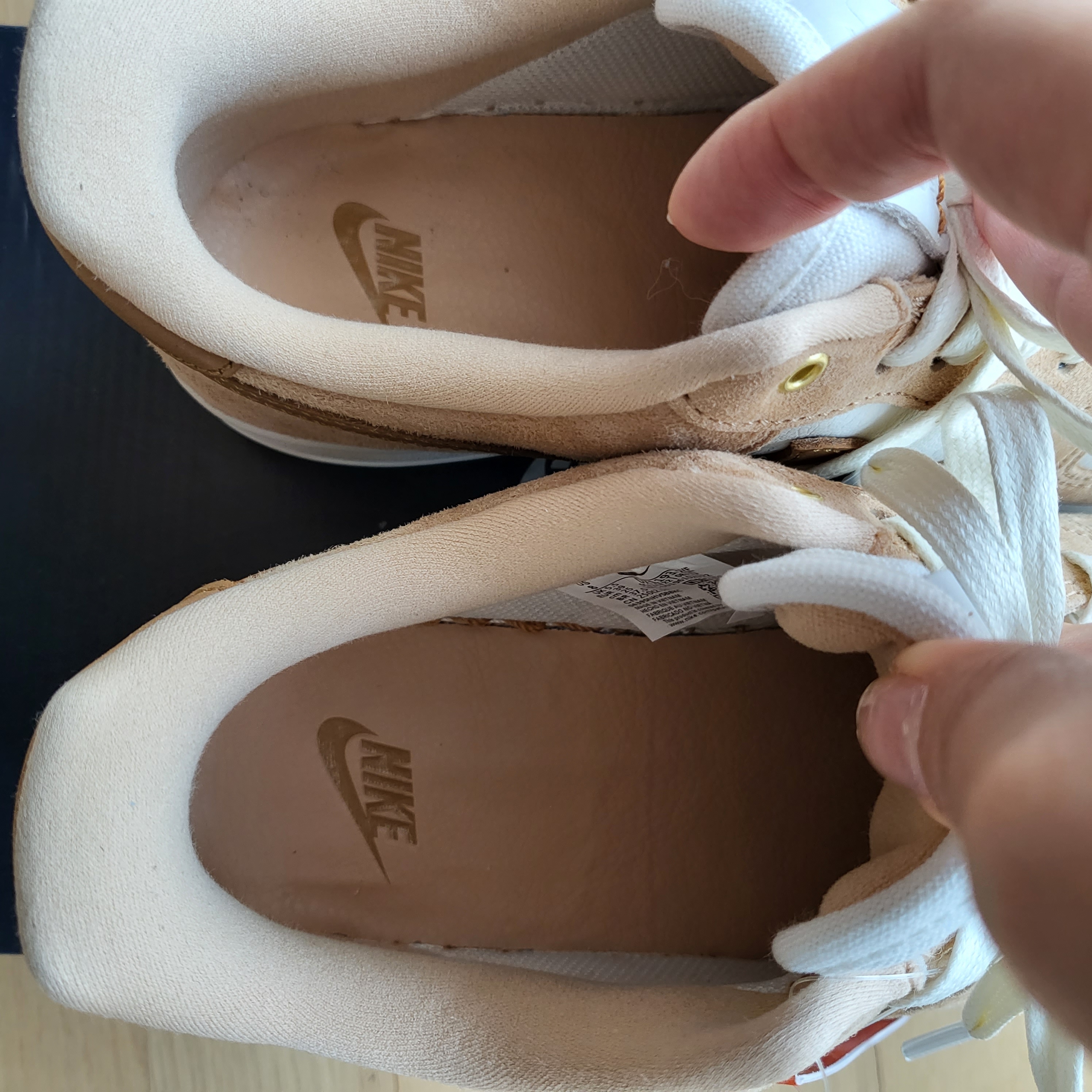 (W) Nike Air Force 1 LXX Flax 착용 스타일 - 2