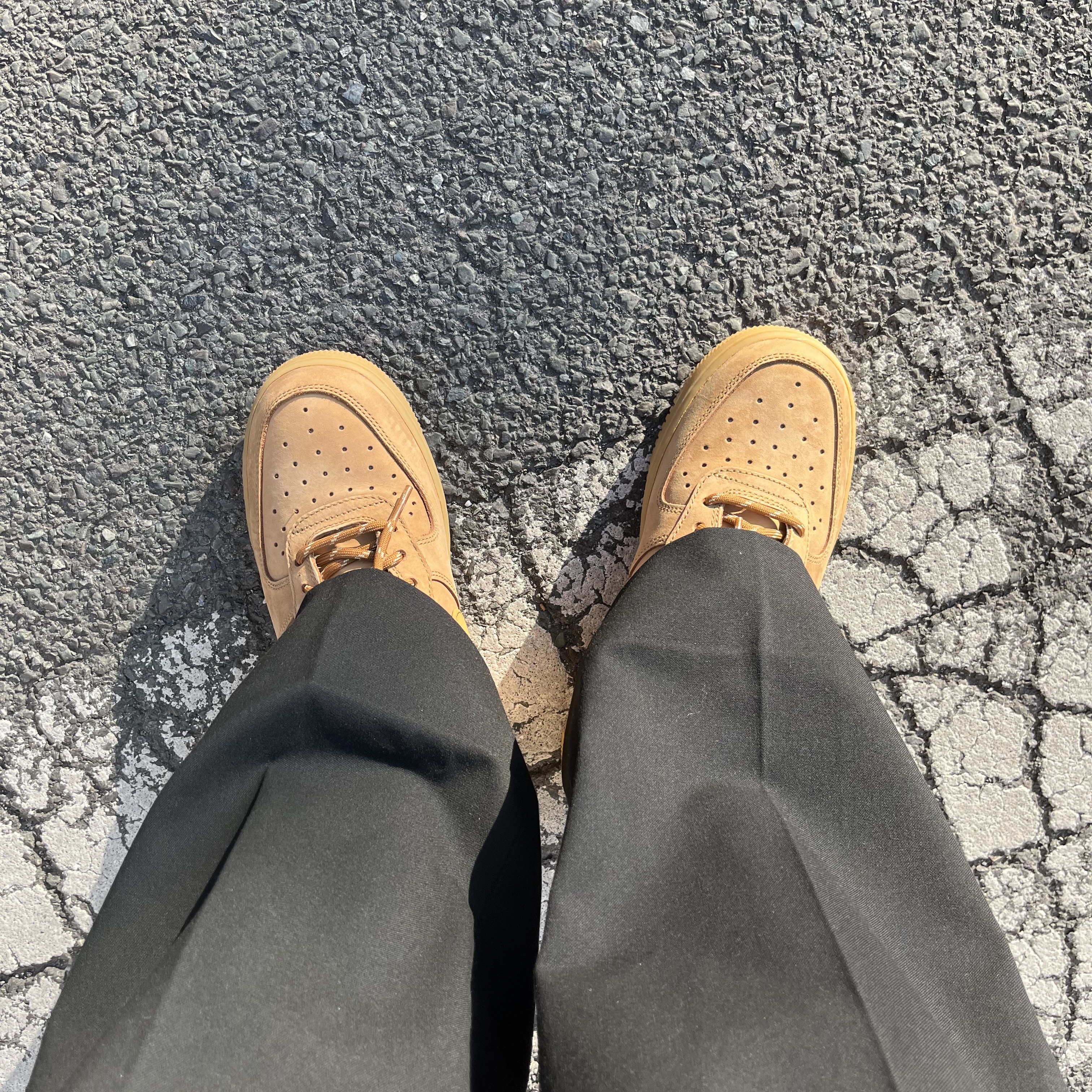 Nike Air Force 1 '07 WB Flax 착용 스타일