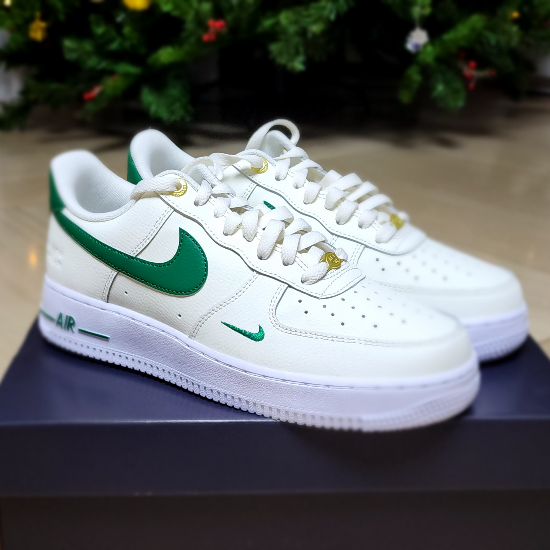Nike Air Force 1 '07 LV8 40th Anniversary Join Forces Sail Malachite 착용 스타일 - 2