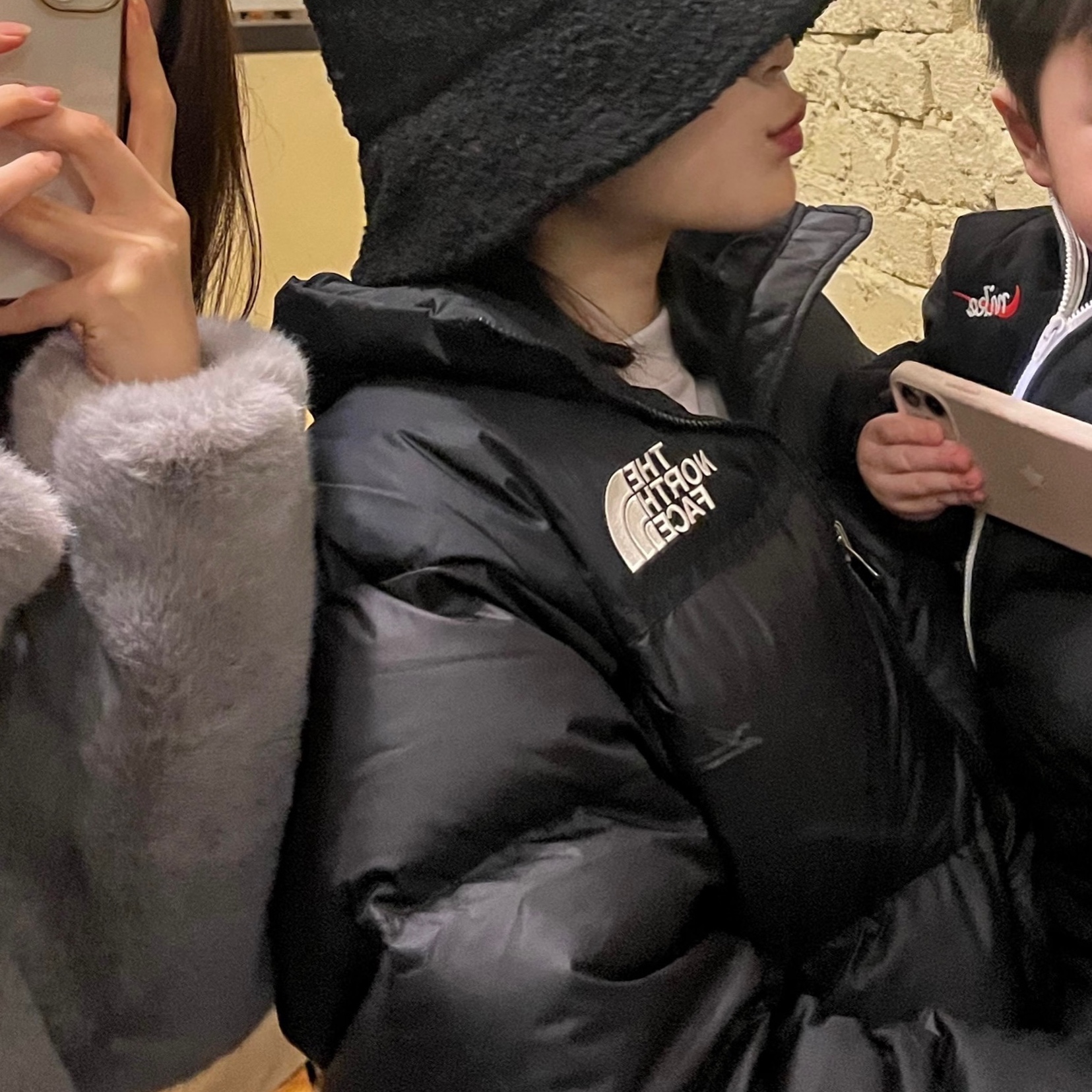 The North Face 1996 Eco Nuptse Jacket Black 착용 스타일 - 2