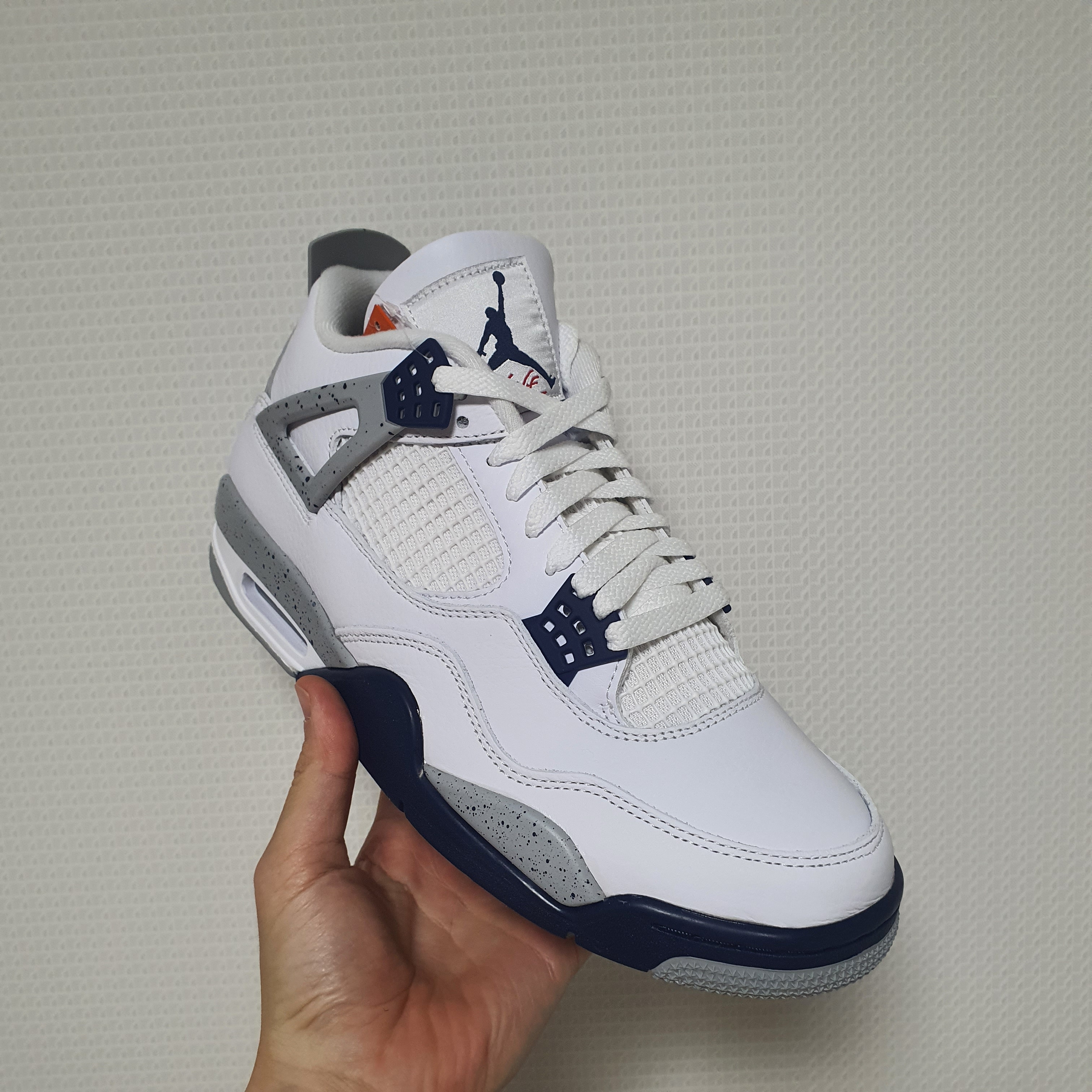 Jordan 4 Retro Midnight Navy 착용 스타일