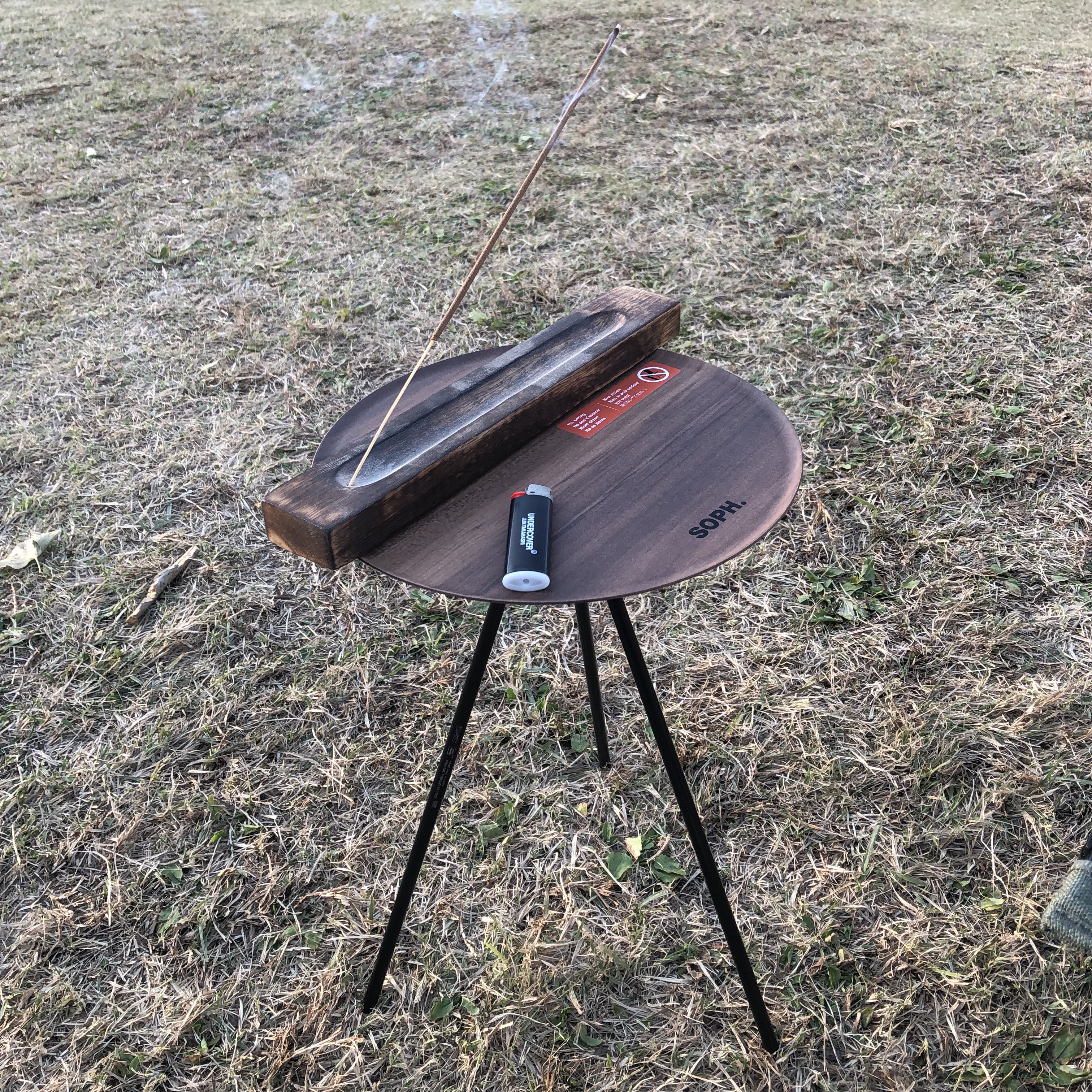 Helinox x Sophnet Table O Walnut 착용 스타일