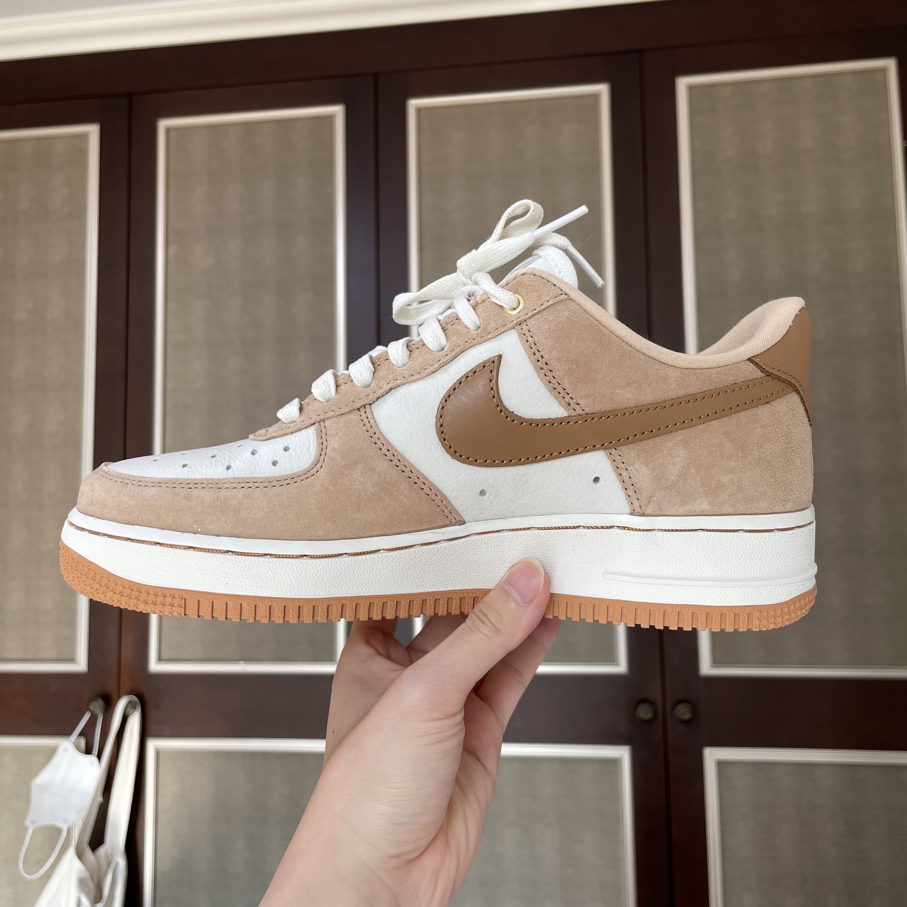 (W) Nike Air Force 1 LXX Flax 착용 스타일 - 1