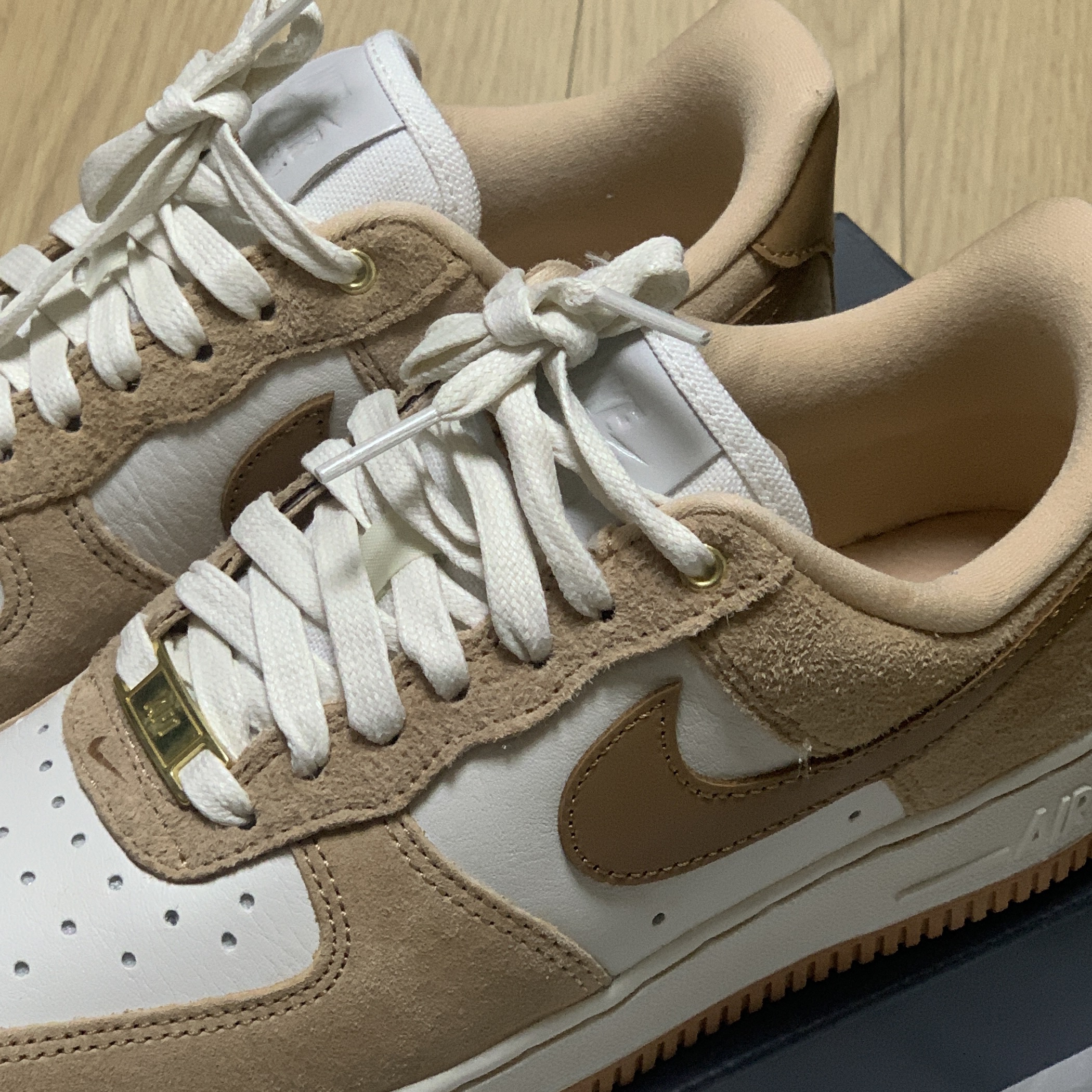 (W) Nike Air Force 1 LXX Flax 착용 스타일
