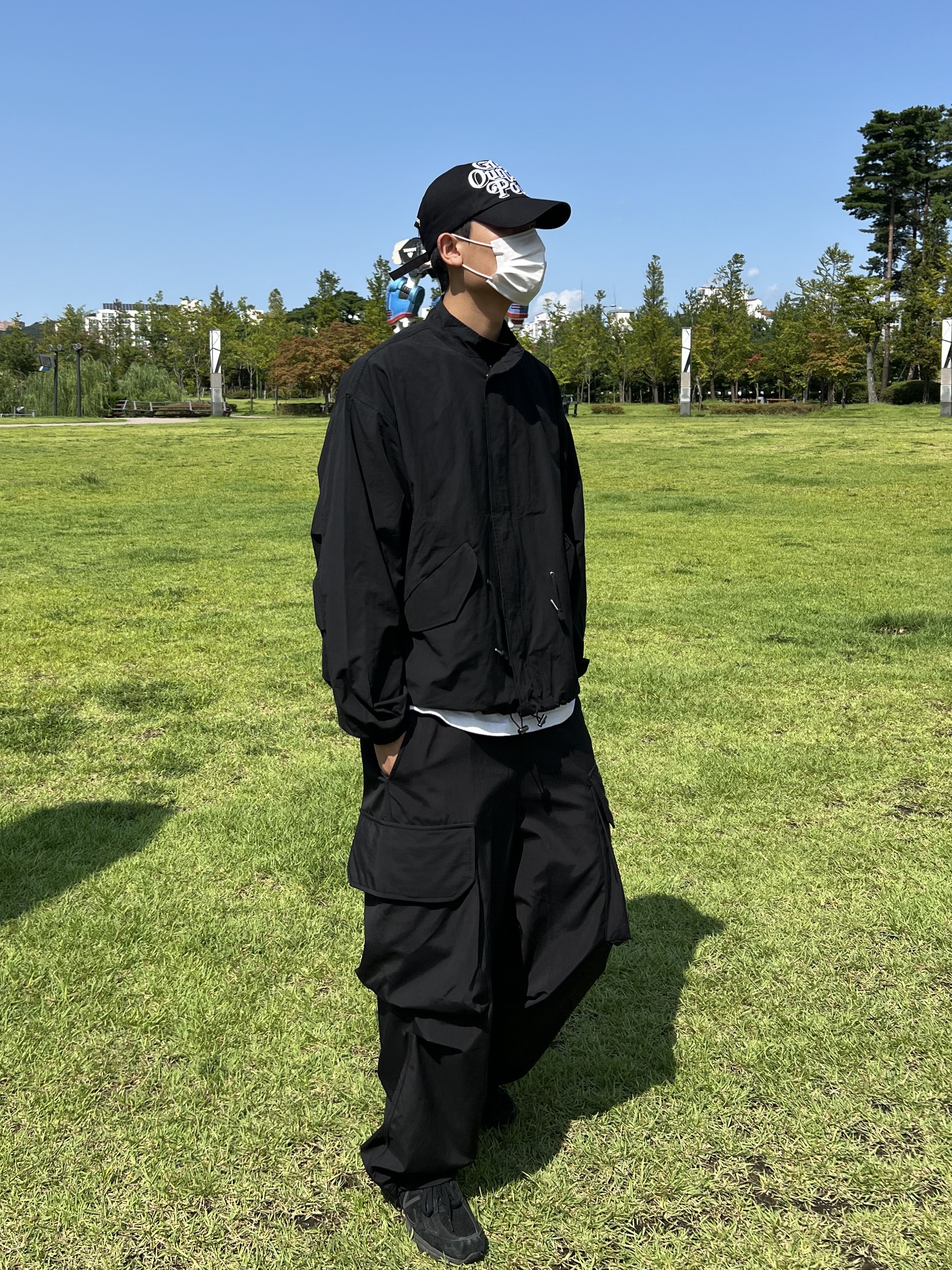New Balance 990v4 Made in USA Black - D Standard 착용 스타일 - 2