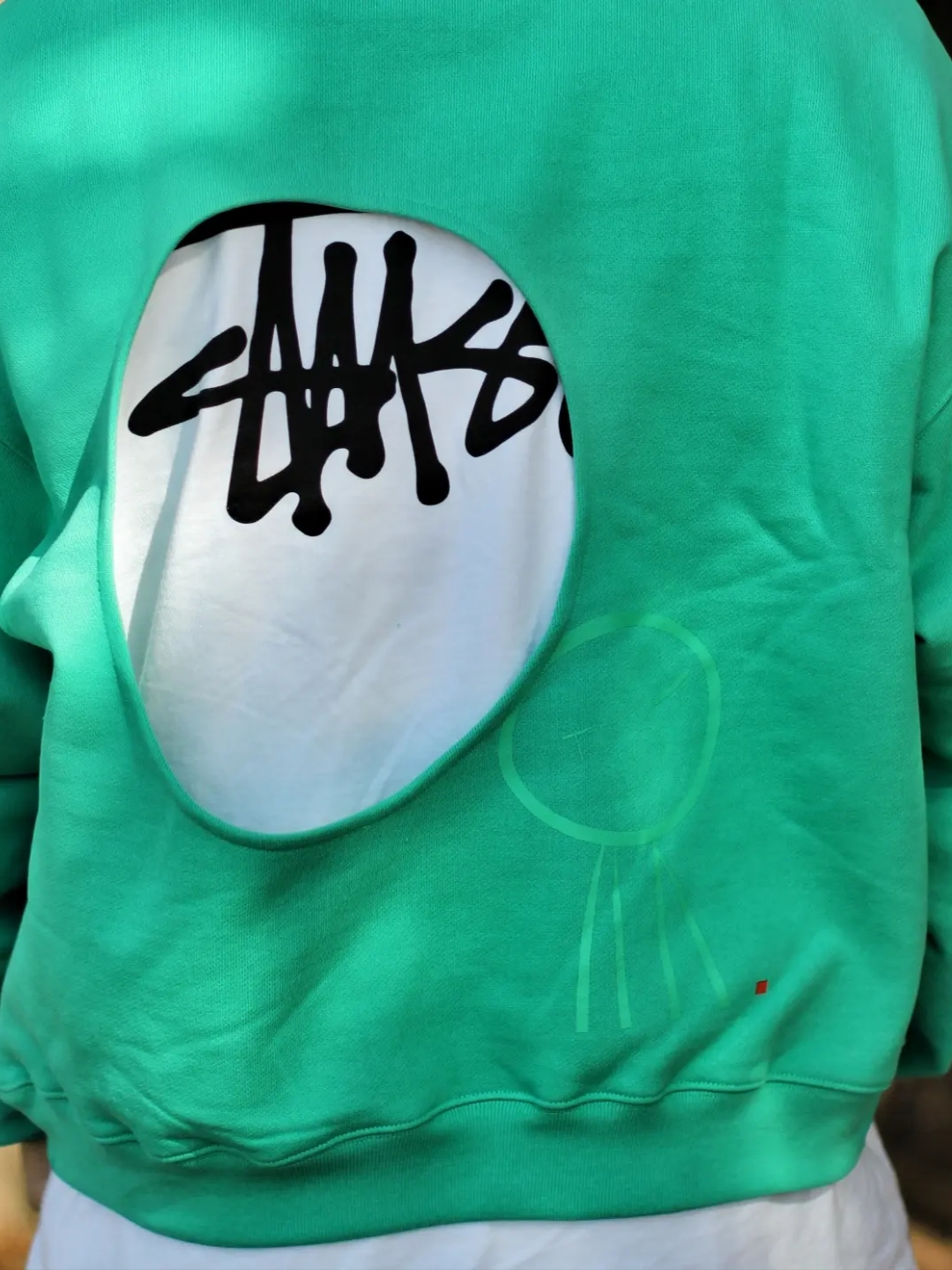 Supreme Frayed Logos Denim Camp Cap Blue - 21SS, Stussy Basic Stussy T-Shirt White 2022 착용 스타일 - 3