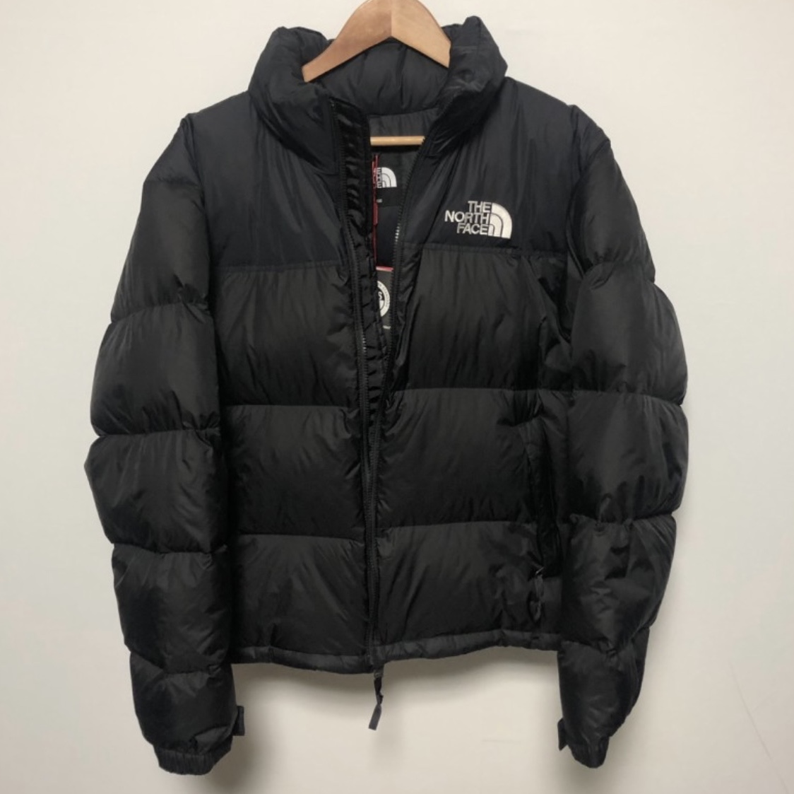 The North Face 1996 Eco Nuptse Jacket Black 착용 스타일