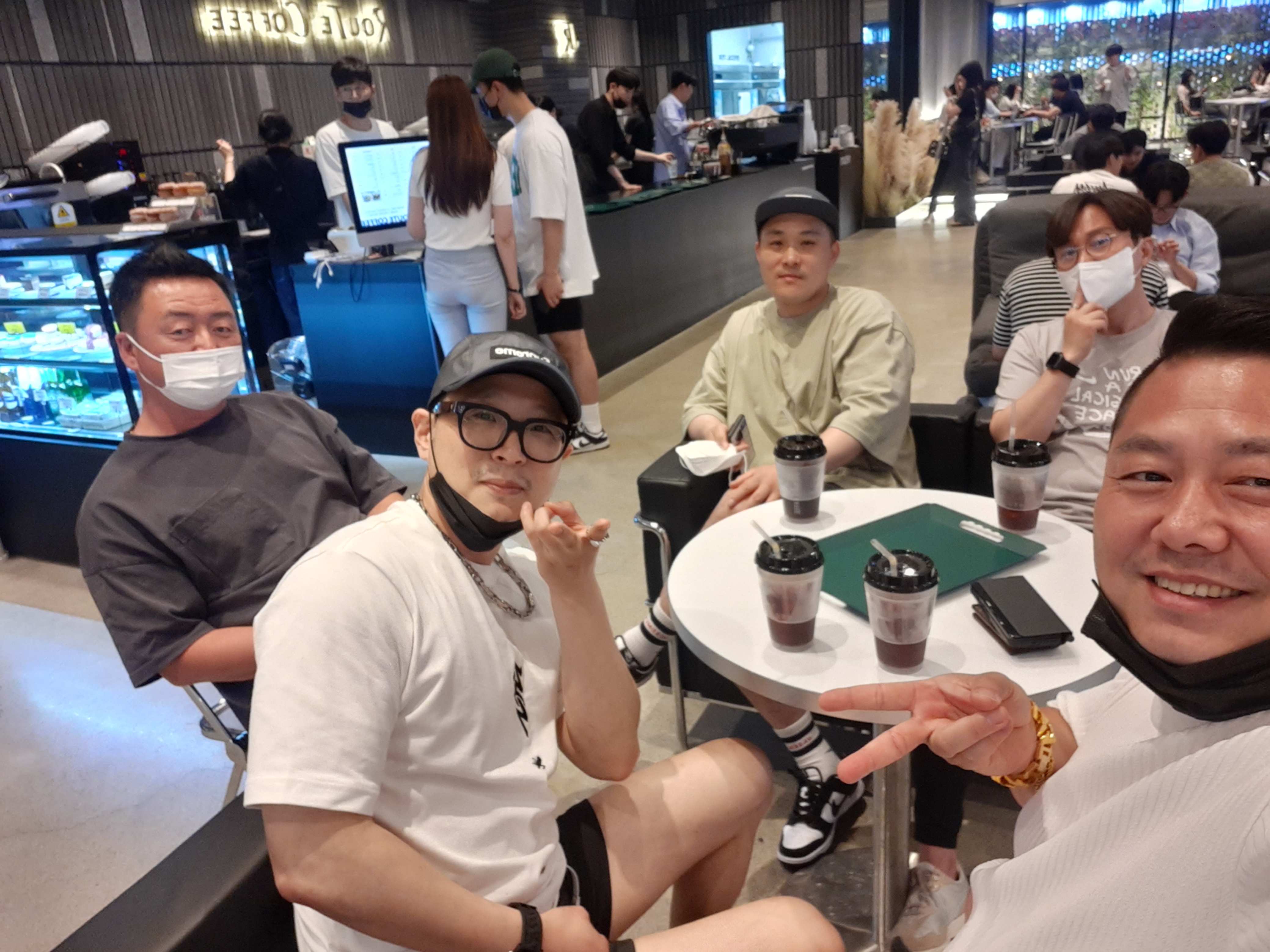 Jordan x Zion Naruto T-Shirt White - Asia, Louis Vuitton Monogram Chain Necklace Silver 착용 스타일