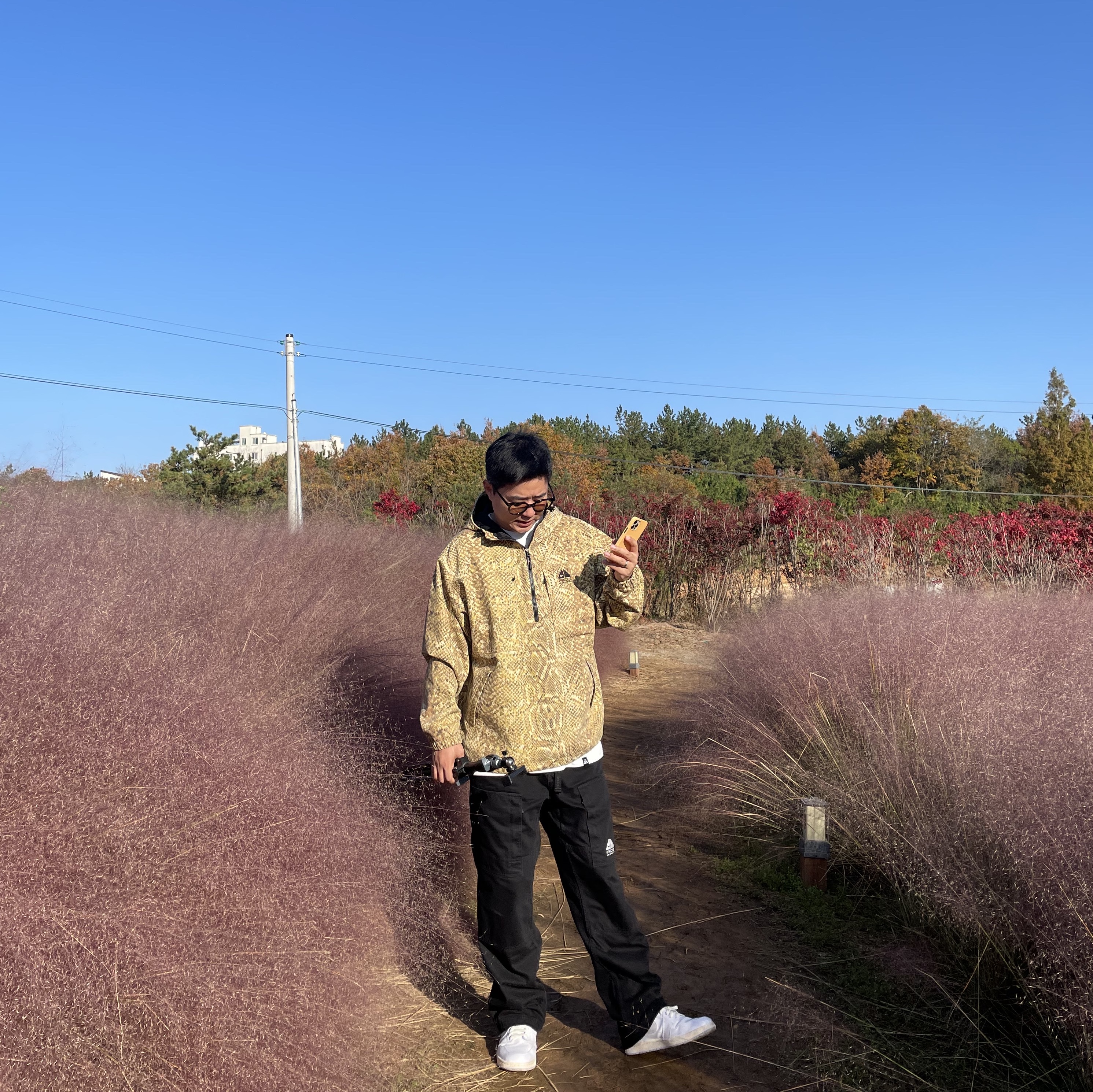 Supreme x Nike ACG Denim Pullover Gold Snakeskin - 22FW, Supreme x Nike ACG Belted Denim Pants Black - 22FW 착용 스타일