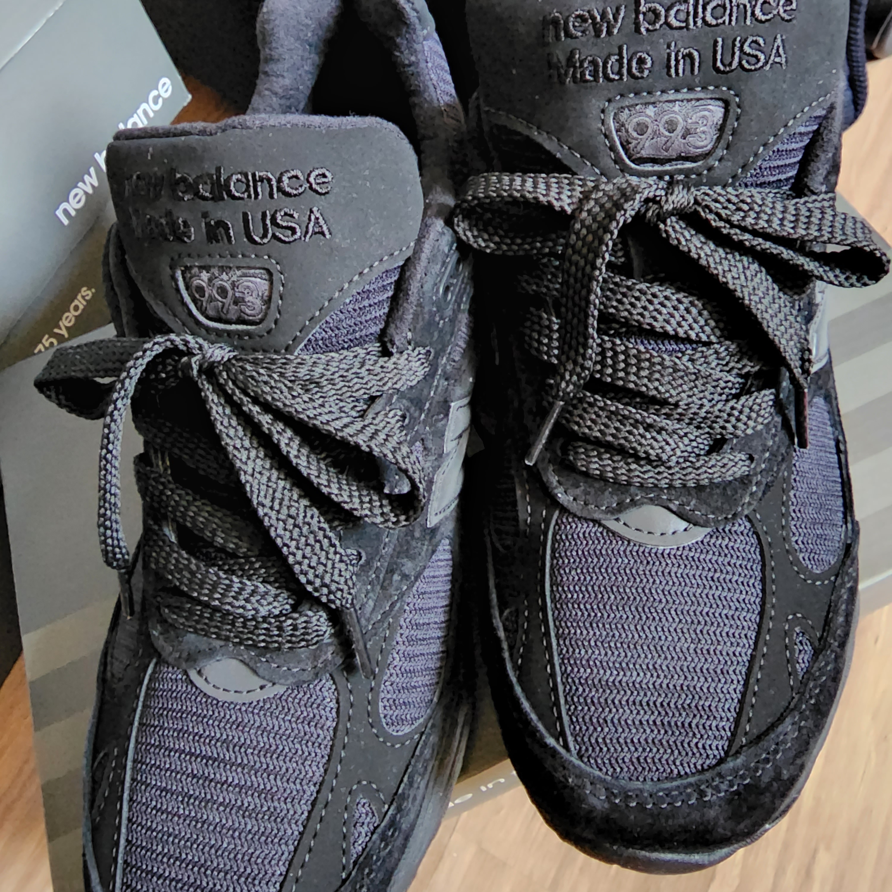 New Balance 993 Made in USA Triple Black - D Standard, New Balance 992 Made in USA Black 착용 스타일 - 2