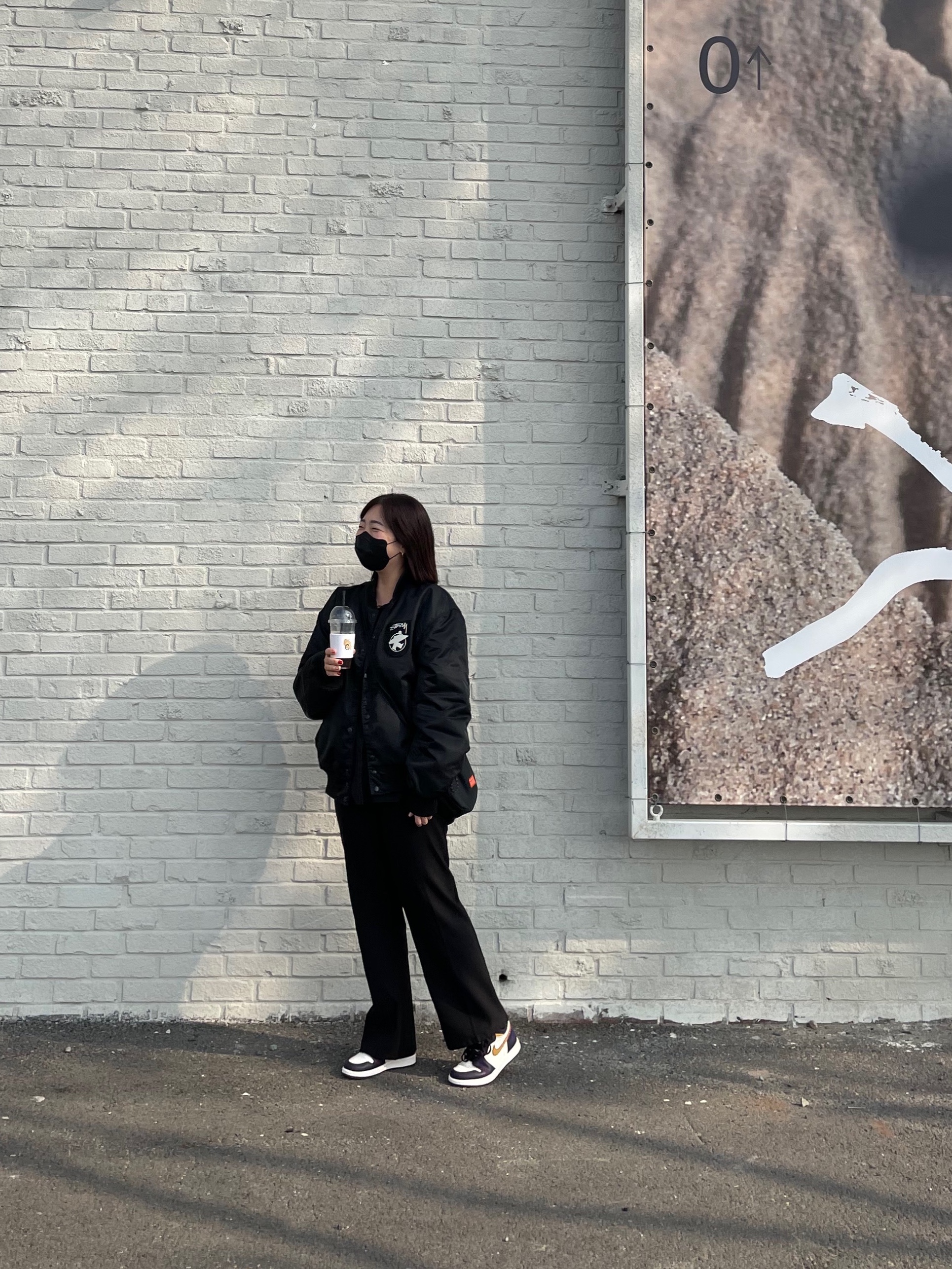 Stussy Surfman Stadium Jacket Black, Jordan 1 Retro High OG Defiant SB LA to Chicago 착용 스타일 - 2