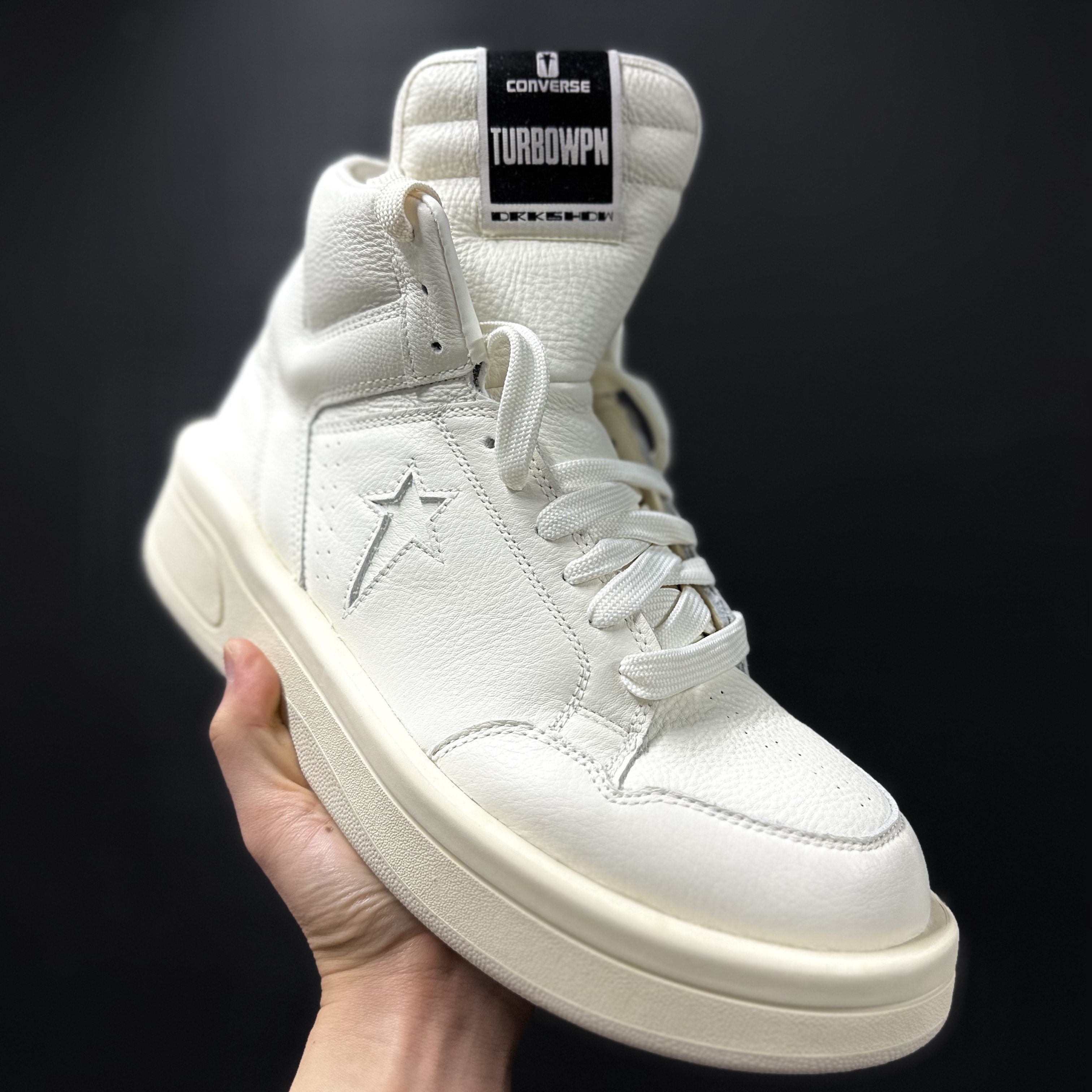 Converse x Drkshdw Turbowpn Egret 착용 스타일