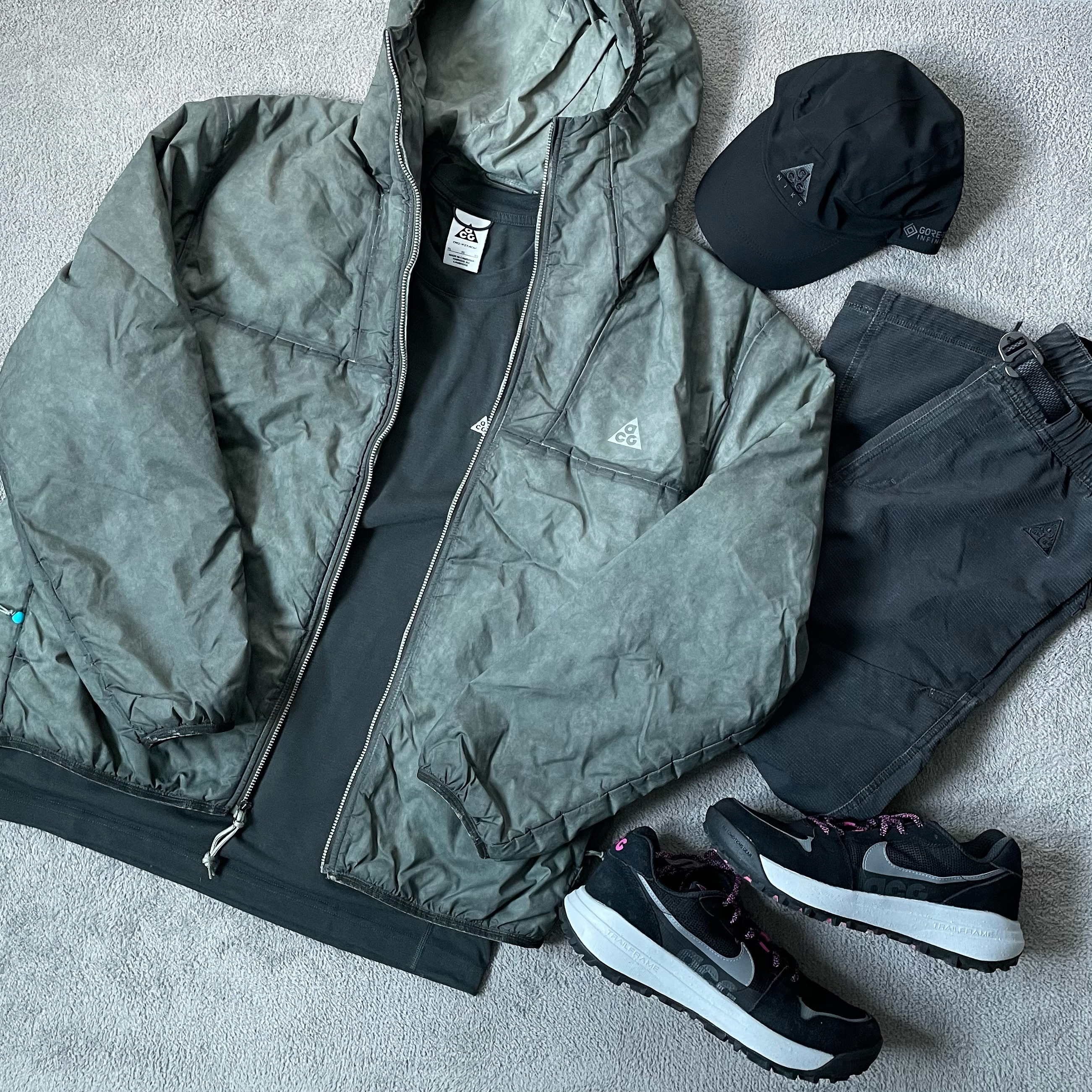 Nike NRG ACG Therma-Fit ADV Rope De Dope Light Army - Asia, Nike ACG Lowcate Black and Cool Grey 착용 스타일 - 2