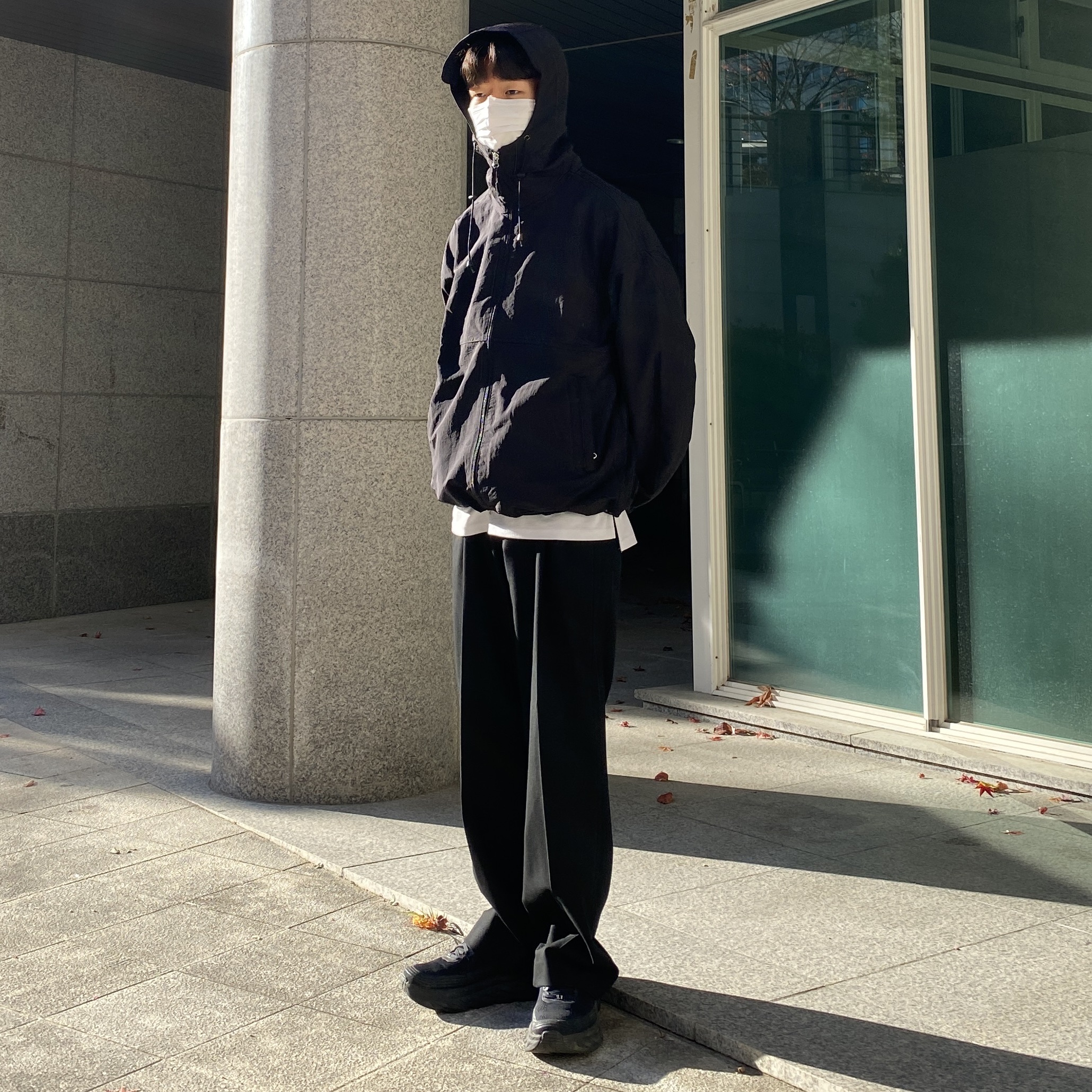 Hoka Bondi 6 Black 착용 스타일