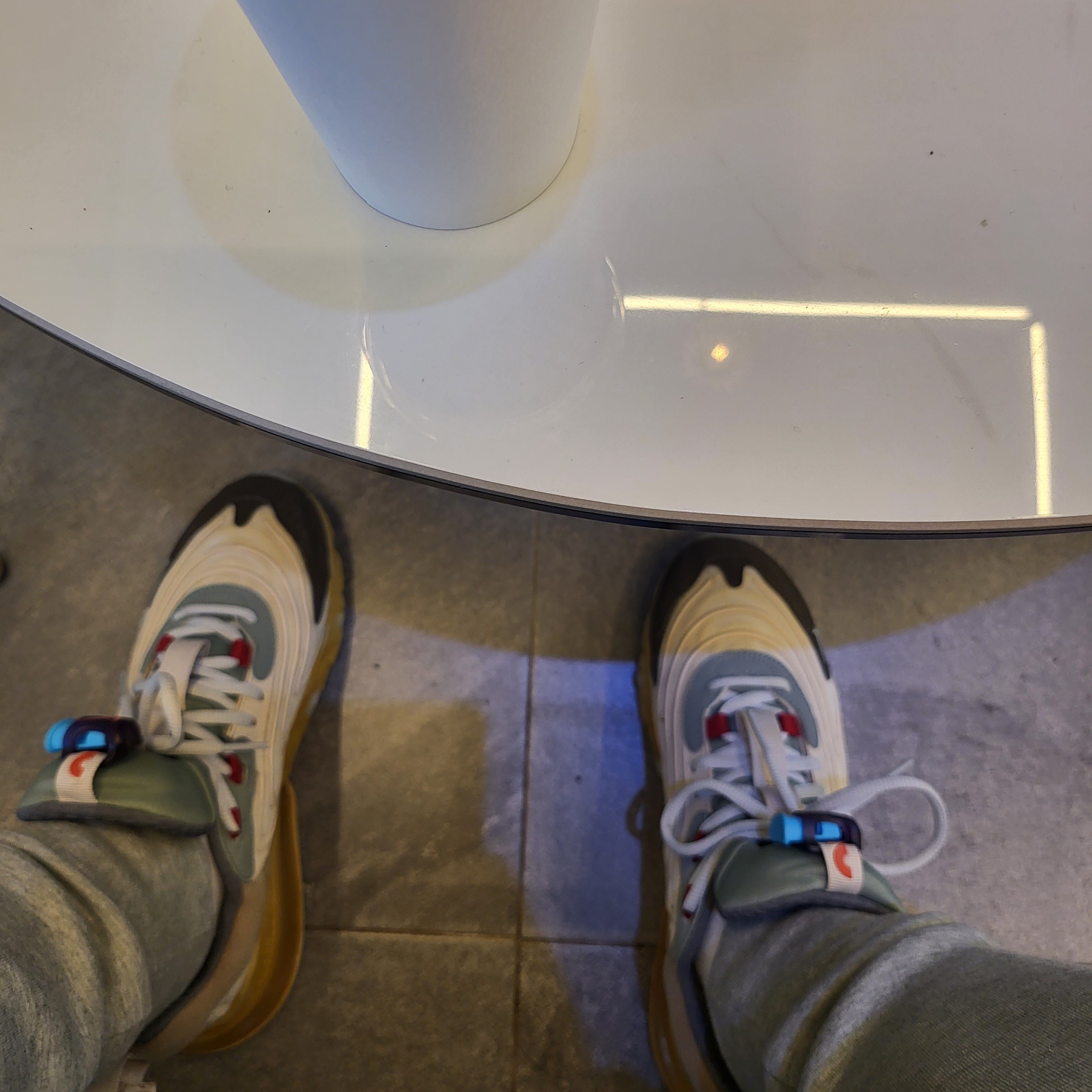 Nike x Travis Scott Air Max 270 React Cactus Trails 착용 스타일