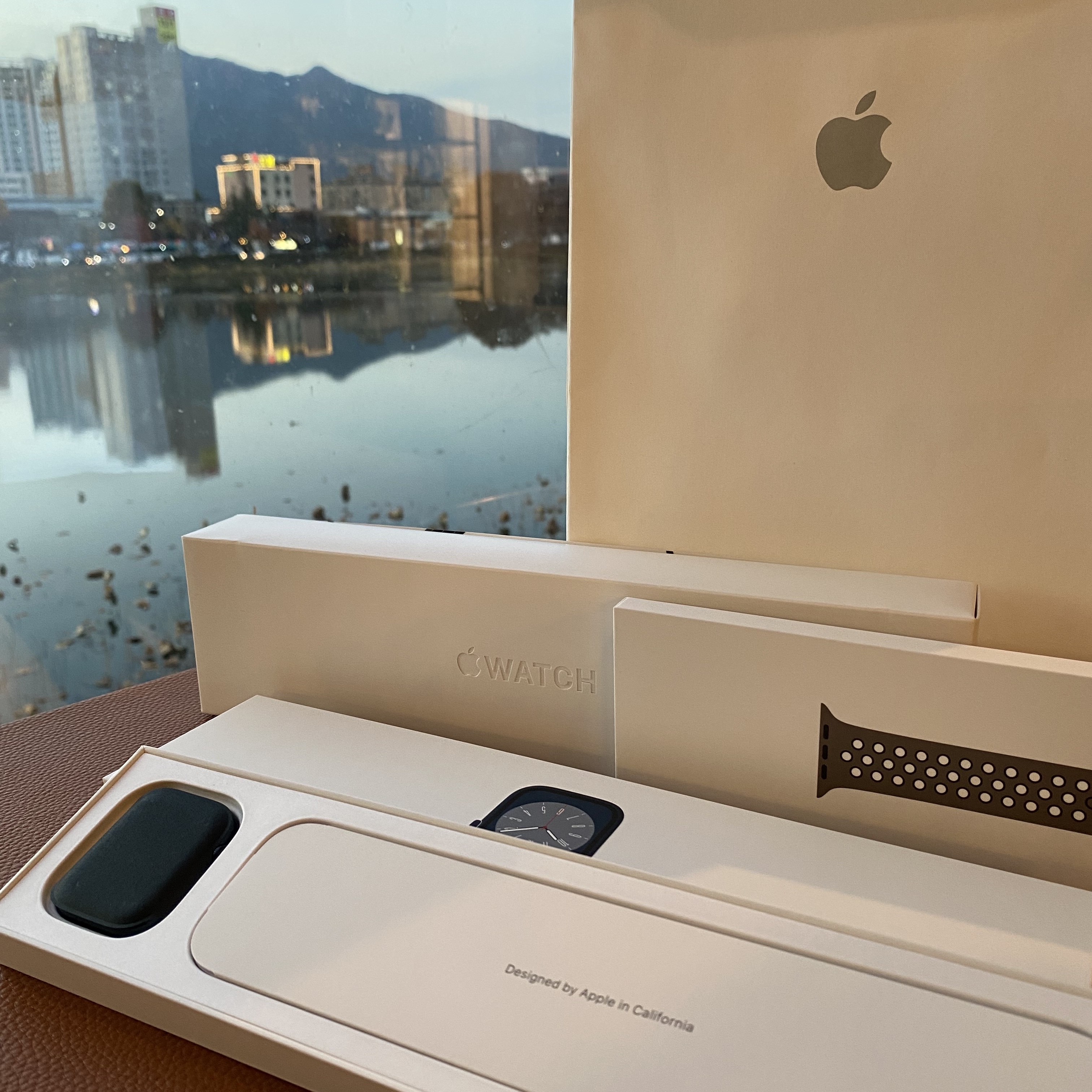 Apple Watch Series 8 45mm GPS Midnight Aluminium Case with Sport Band Midnight (Korean Ver.) 착용 스타일