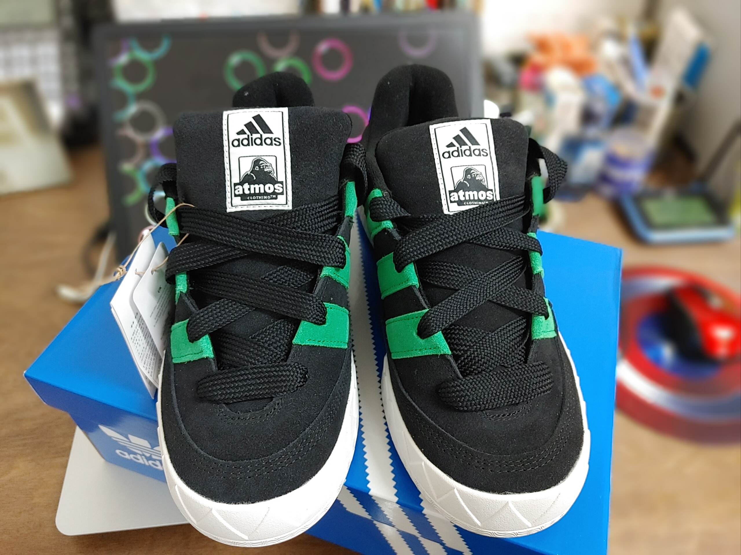 Adidas x Atmos x XLarge Adimatic Core Black Green 착용 스타일 - 2