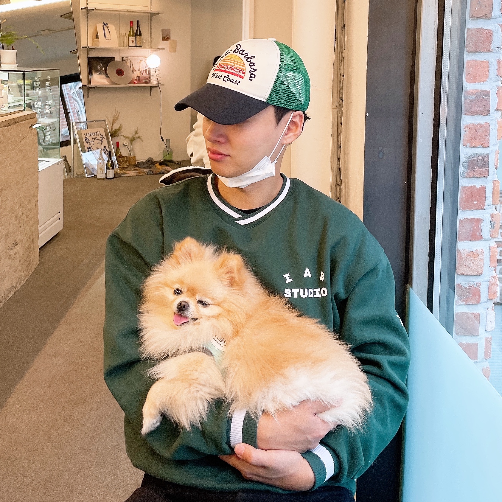 IAB Studio x Yonex Sweatshirt Green 착용 스타일