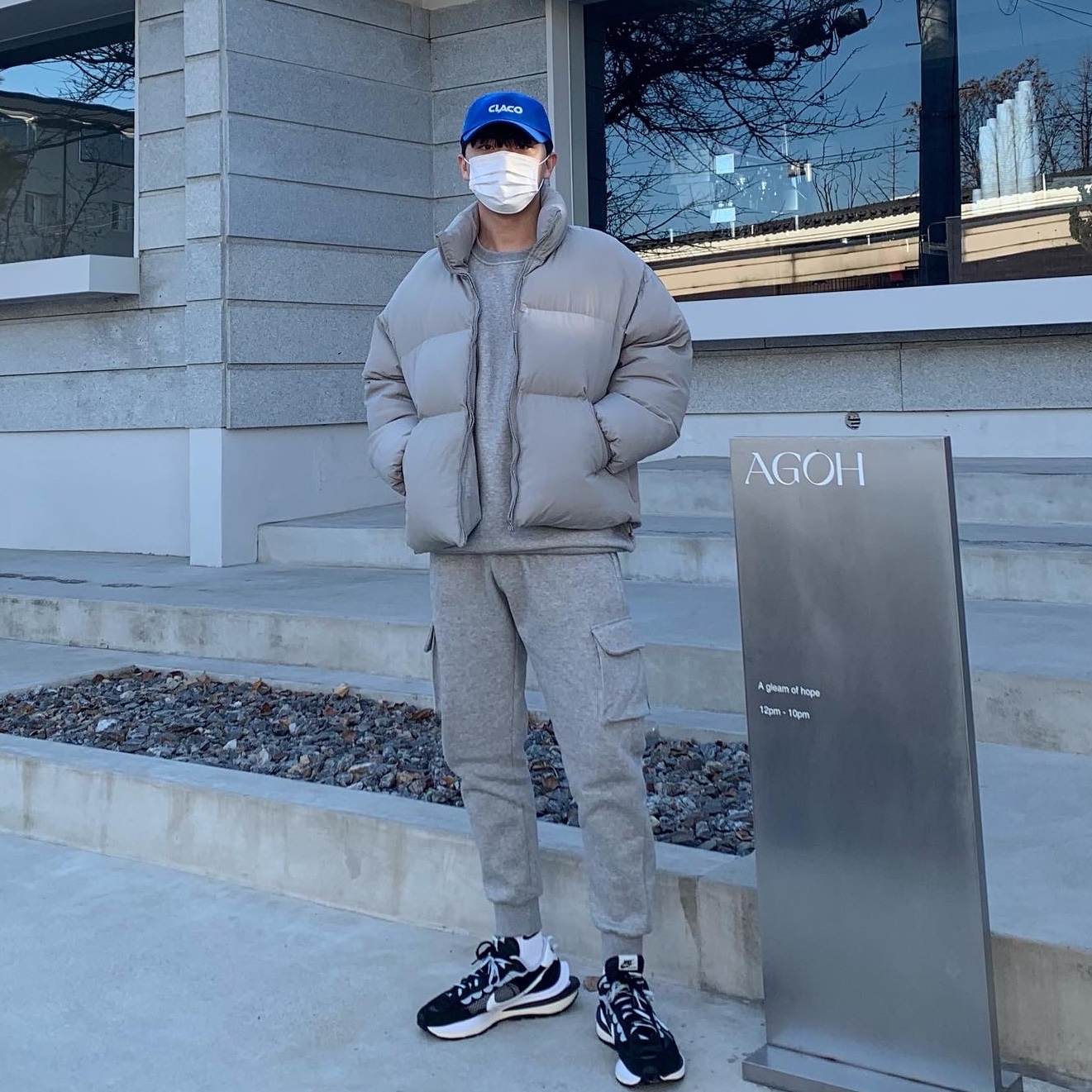 Nike x Sacai VaporWaffle Black White 착용 스타일