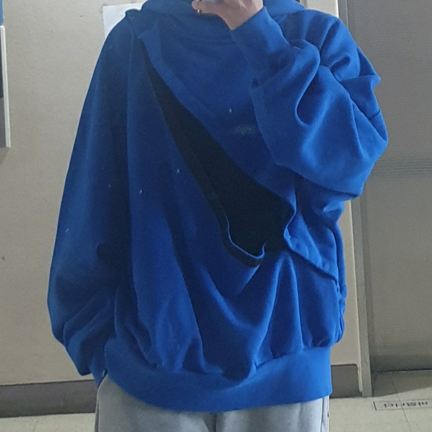 Nonnod x Shinsegae BAYC #8446 2-Piece Cropped Hoodie Washed Blue 착용 스타일