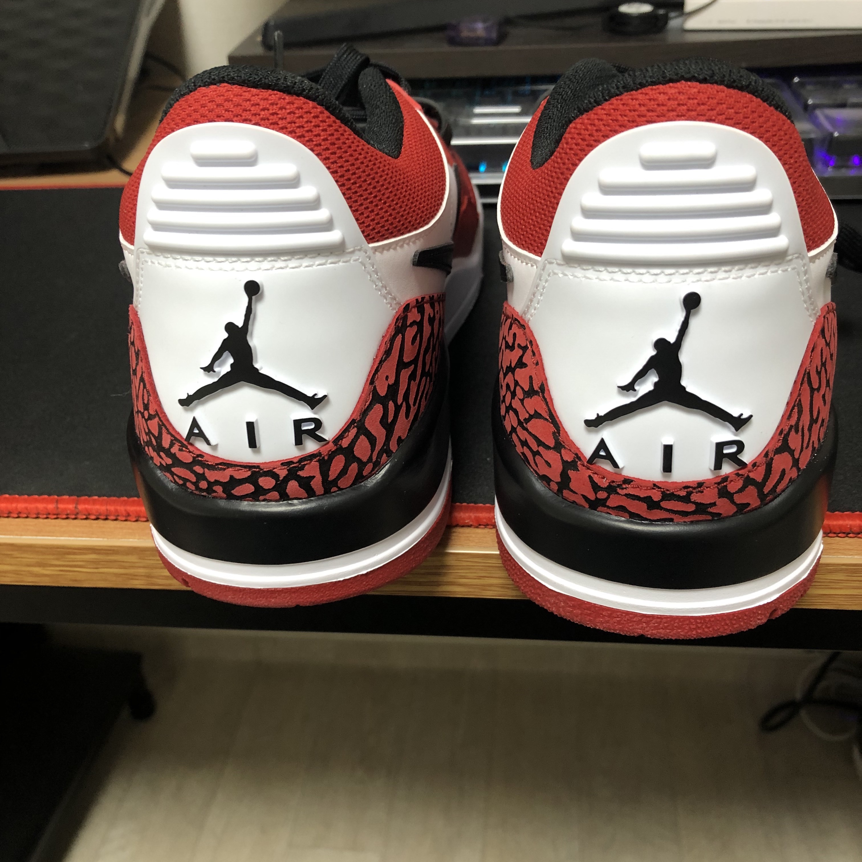 Jordan Legacy 312 Low Chicago 2022 착용 스타일 - 2