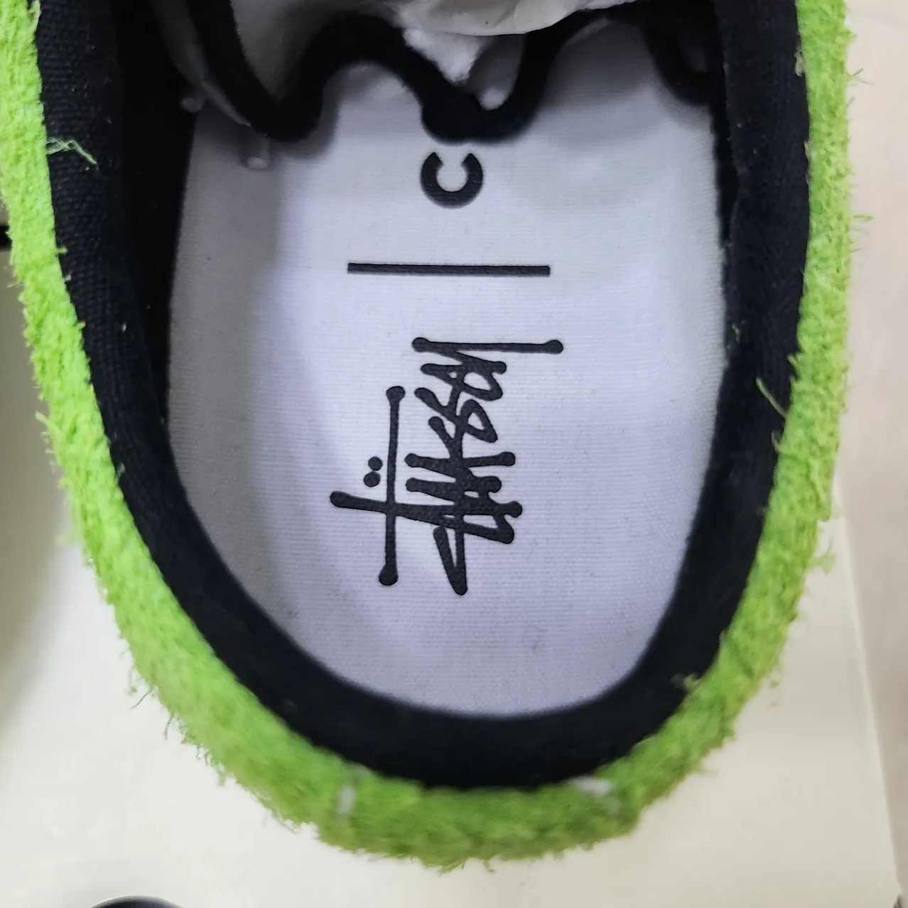 Converse x Stussy One Star Pro Ox 8 Ball Green 착용 스타일 - 4