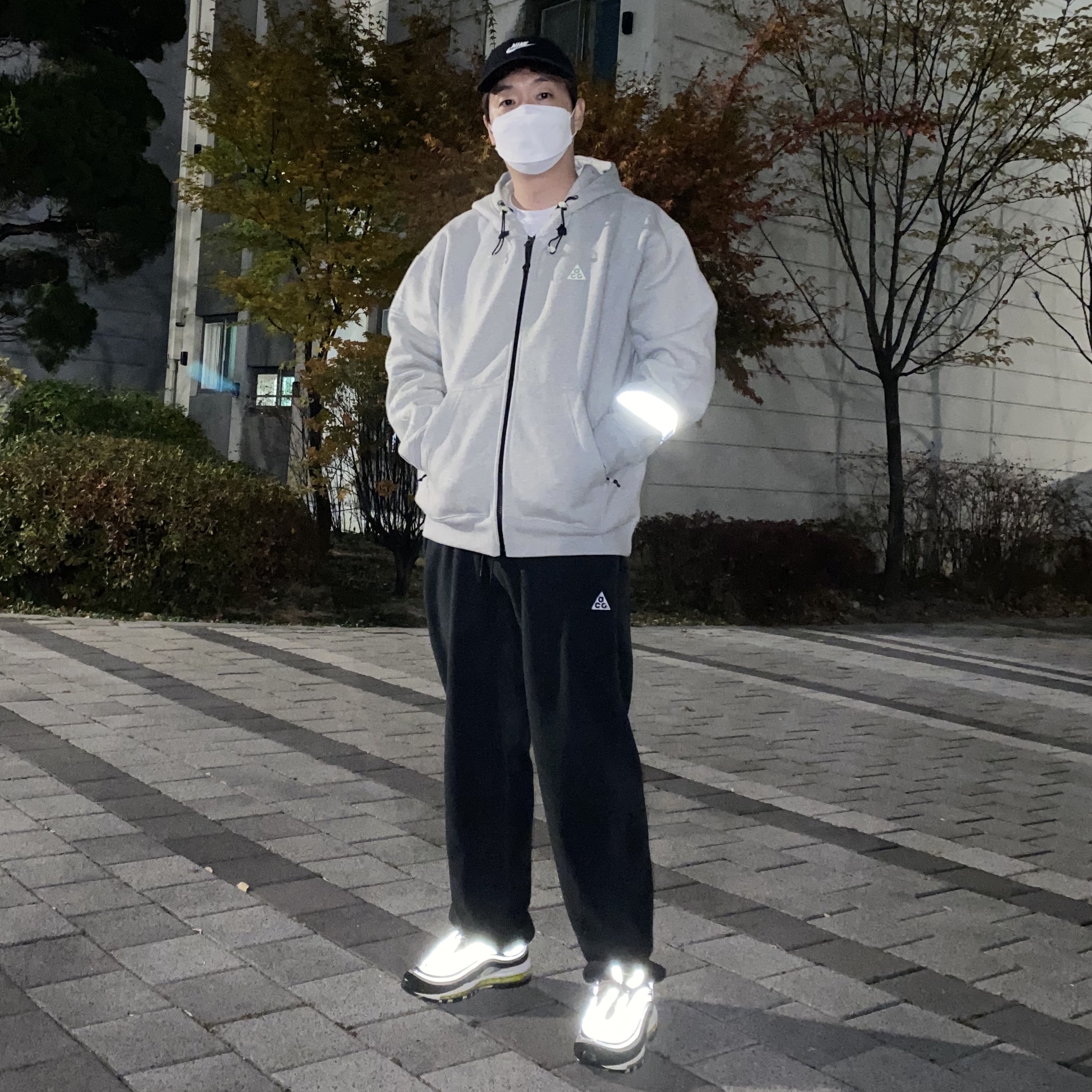 Nike ACG Therma-Fit Fleece Full Zip Hoodie Airora Grey Heather - Asia, Nike ACG Polartec Wolf Tree Pants Off Noir - US/EU 착용 스타일 - 1