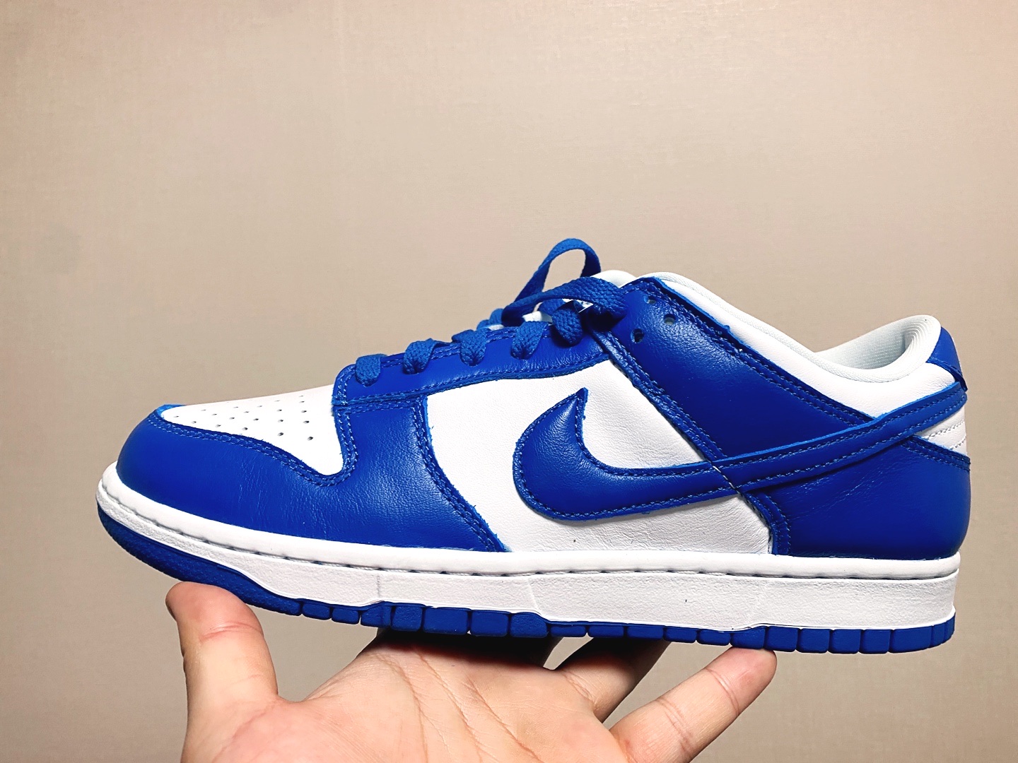 Nike Dunk Low SP Kentucky 2022 착용 스타일 - 3