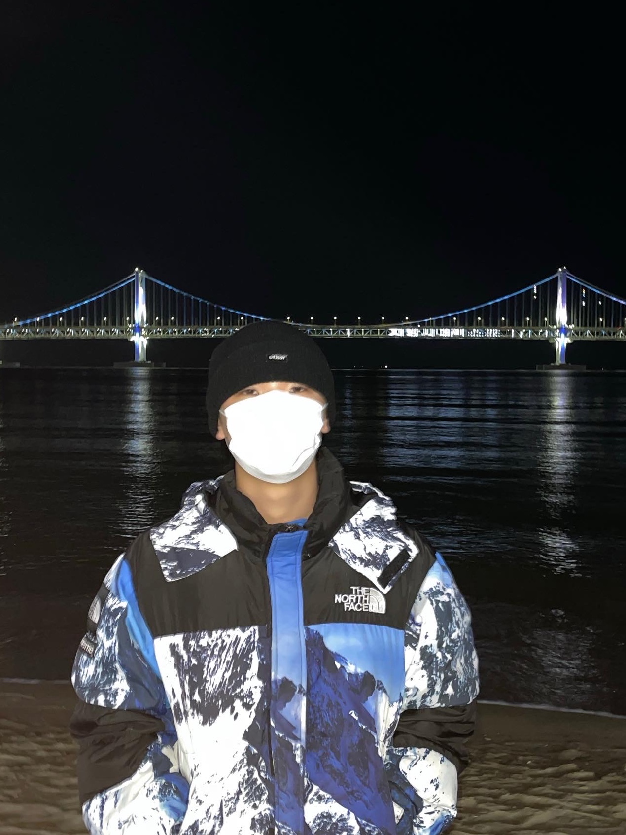 Supreme x The North Face Mountain Parka Blue White - 17FW 착용 스타일 - 3