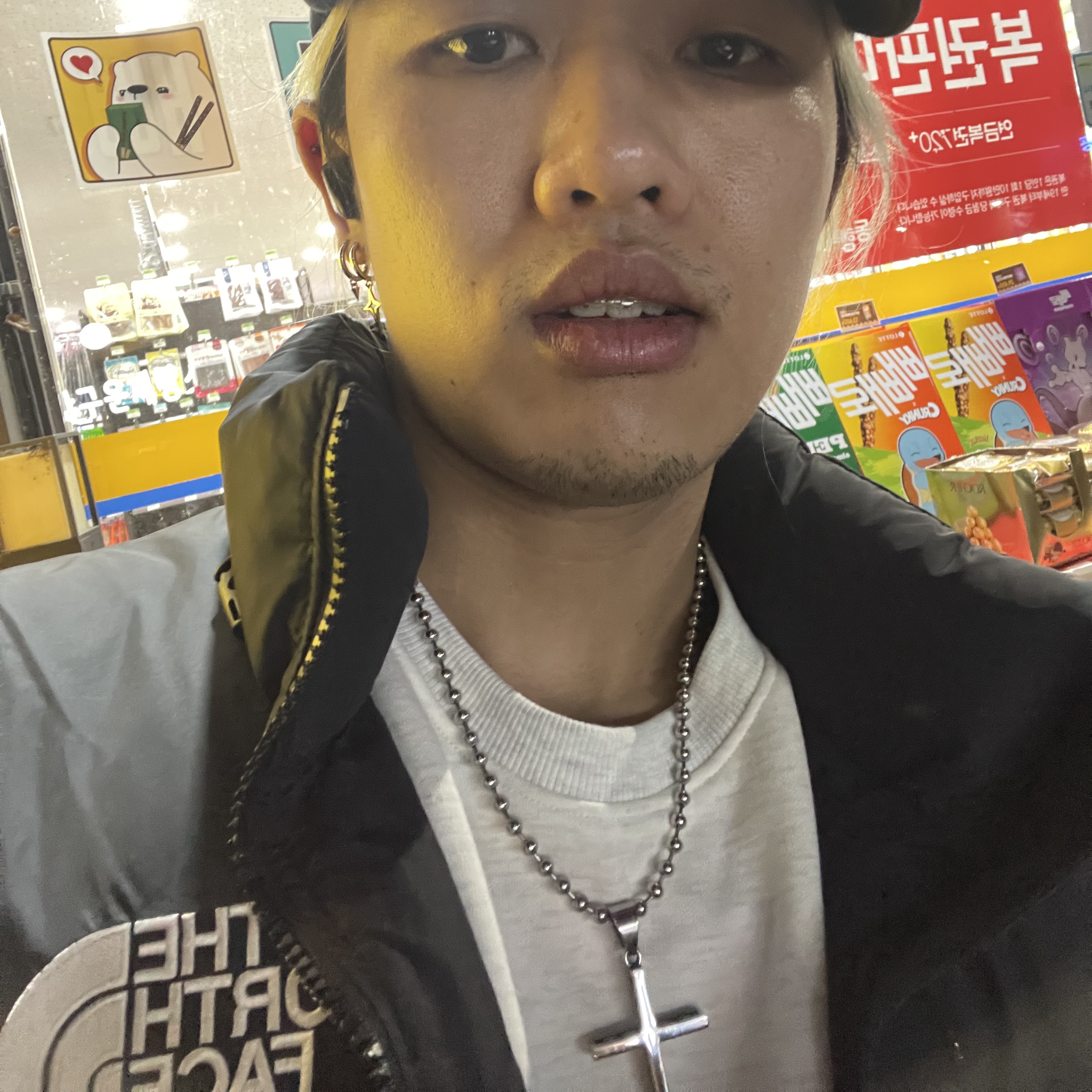 The North Face 1996 Eco Nuptse Jacket Black 착용 스타일