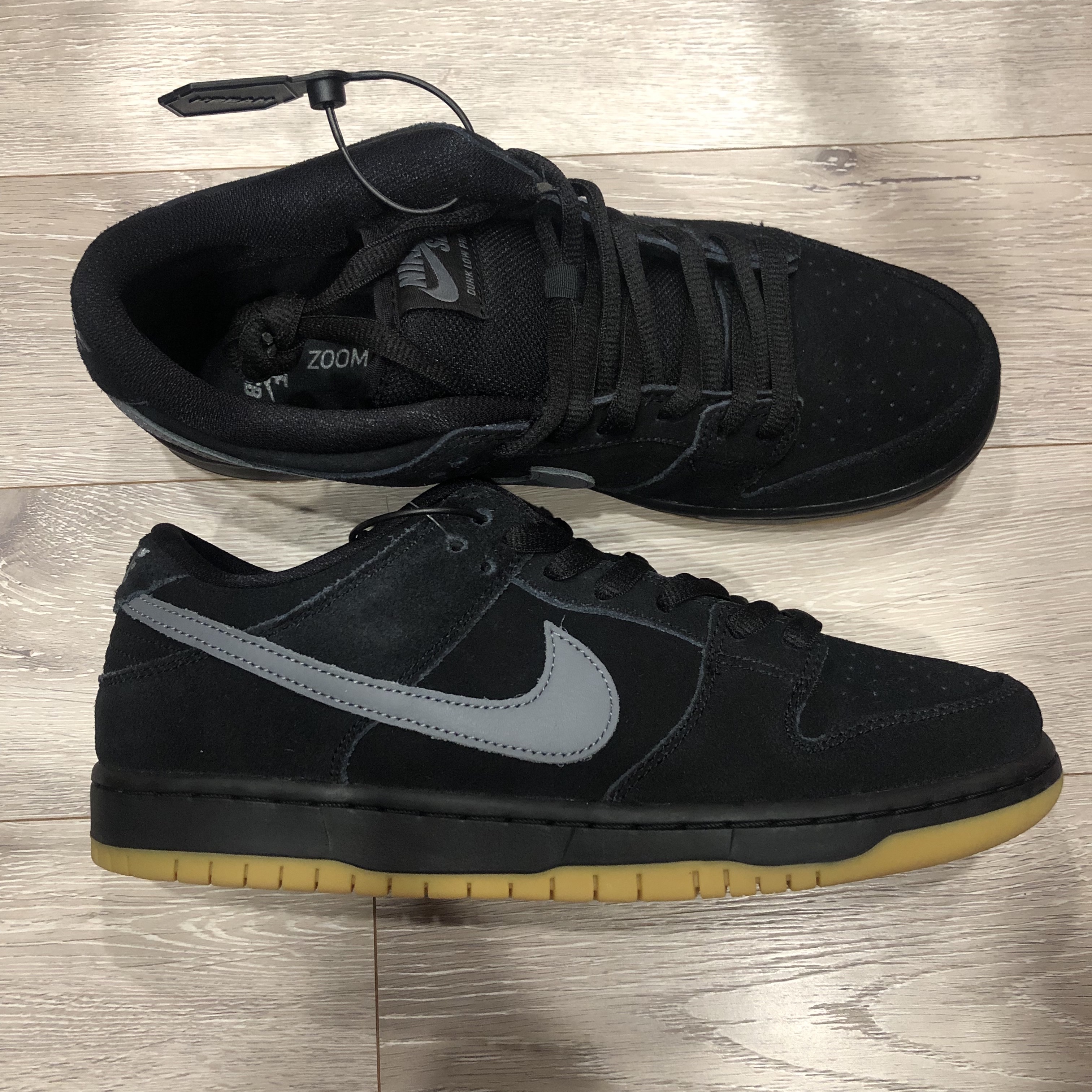 Nike SB Dunk Low Pro Black Cool Grey 착용 스타일