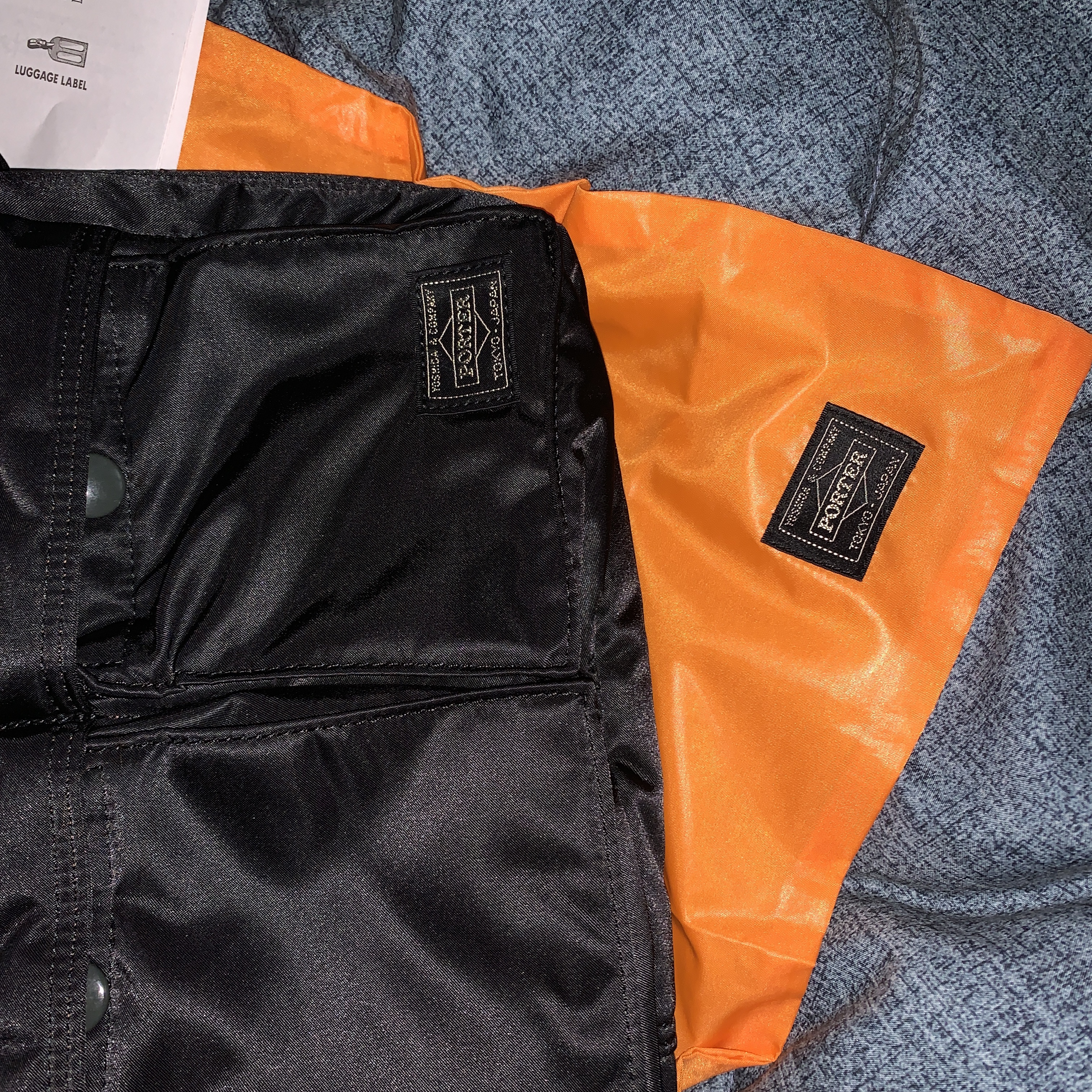 Porter Tanker Shoulder Bag S Black 착용 스타일 - 1