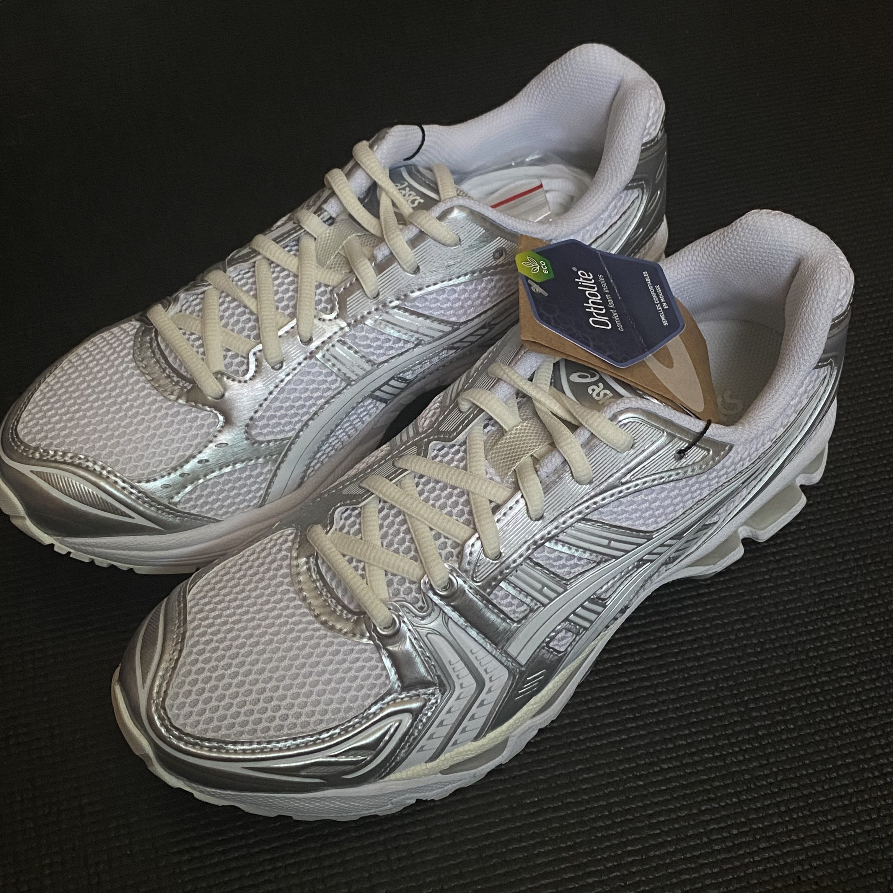 Asics x JJJJound Gel-Kayano 14 Silver White 착용 스타일 - 1