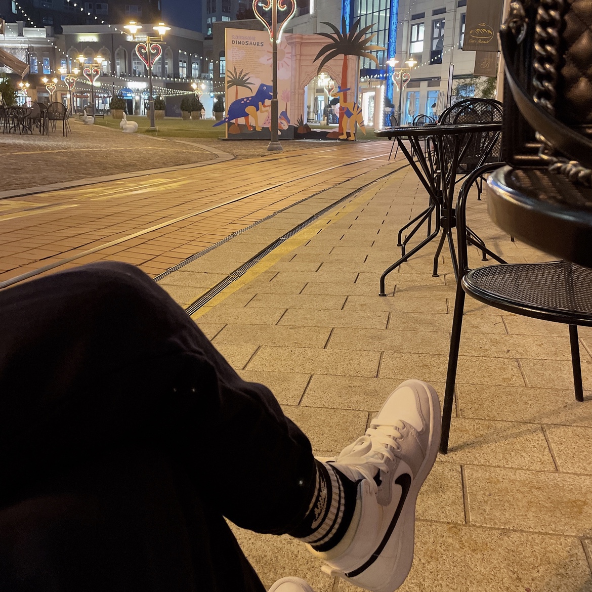 Jordan 1 KO White and Black 착용 스타일 - 3