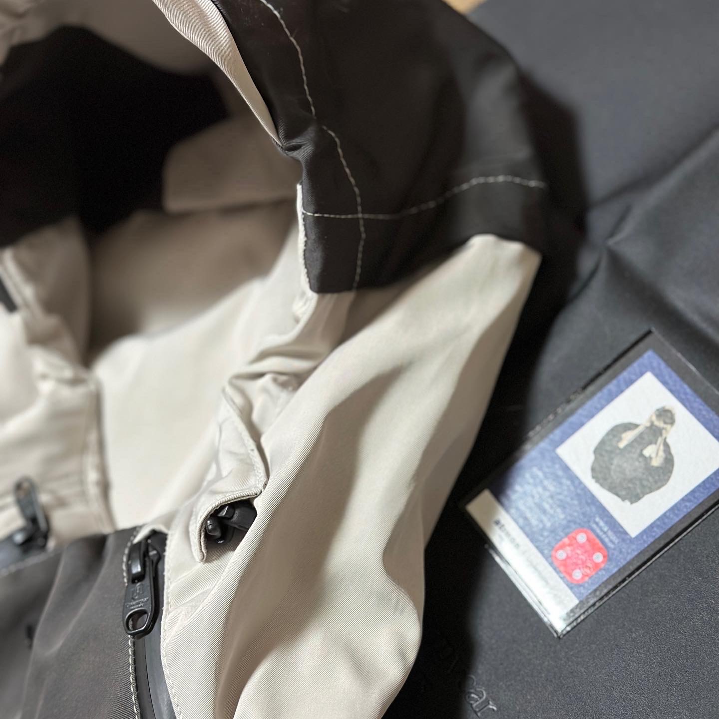 Undermycar Kame Multi Zip Turtle Shell Parka Driftwood - 22FW 착용 스타일 - 2